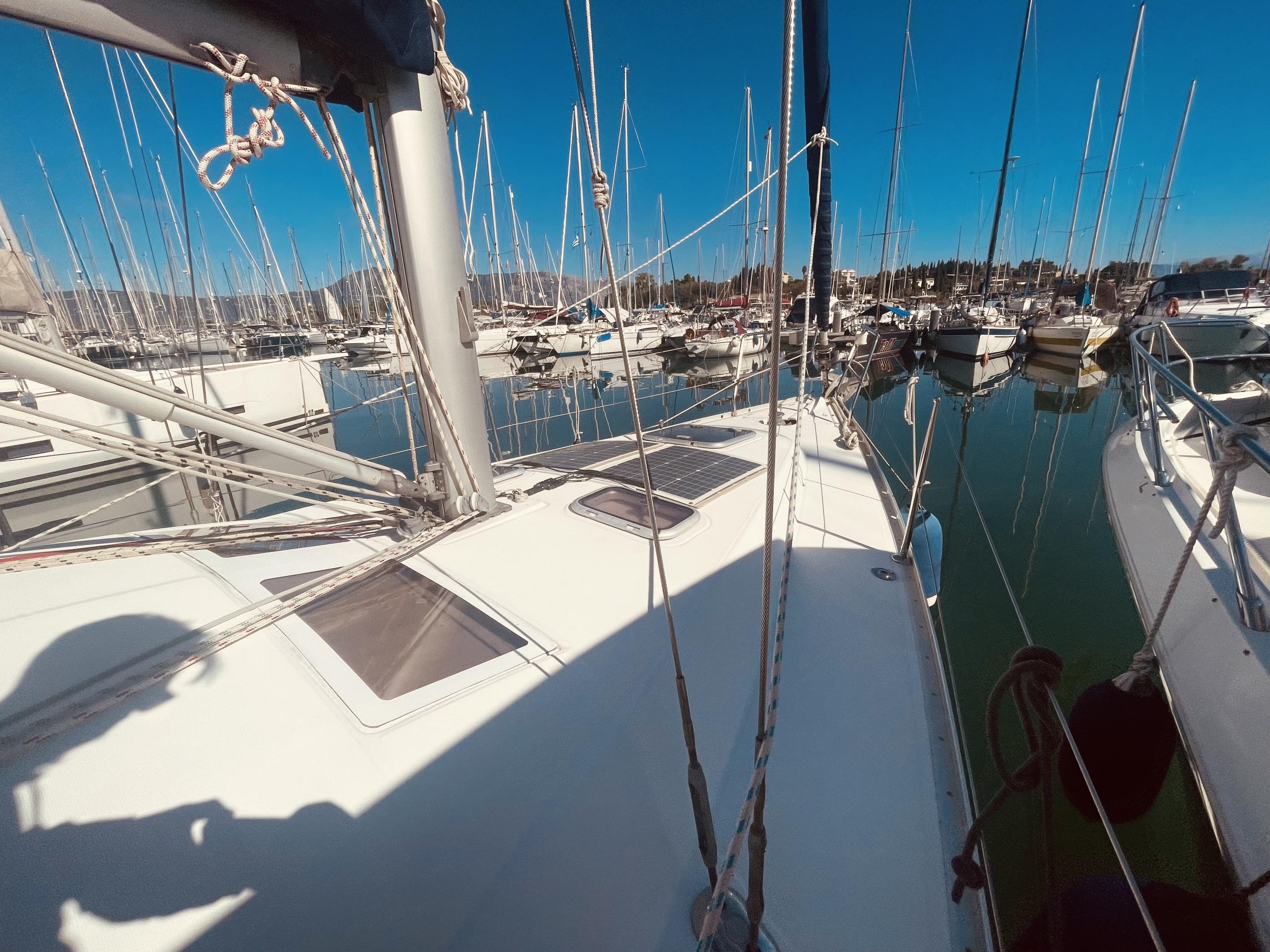 2006 Beneteau Oceanis Clipper 343 for sale (photo 7)