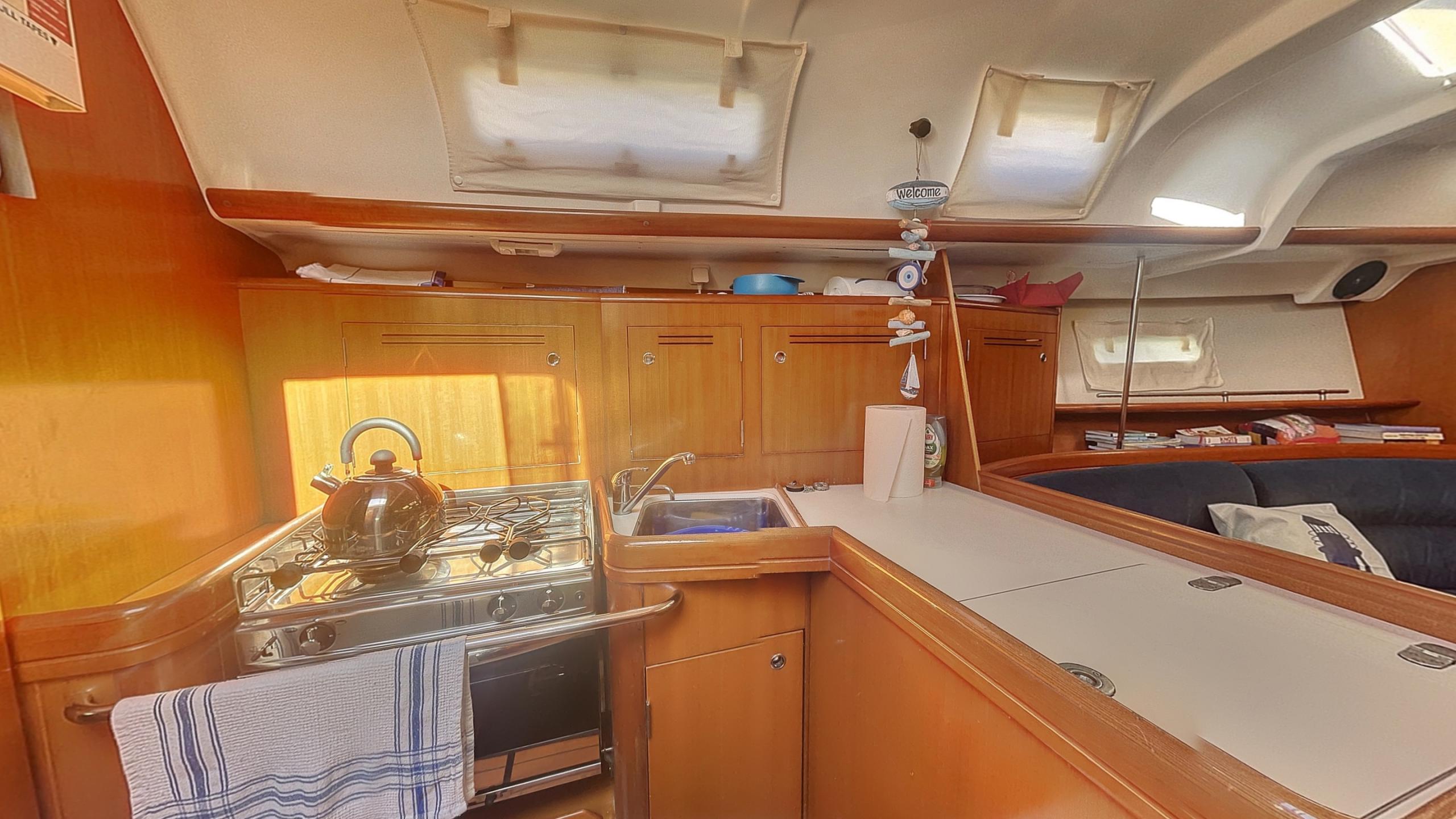 2006 Beneteau Oceanis Clipper 343 for sale (photo 19)