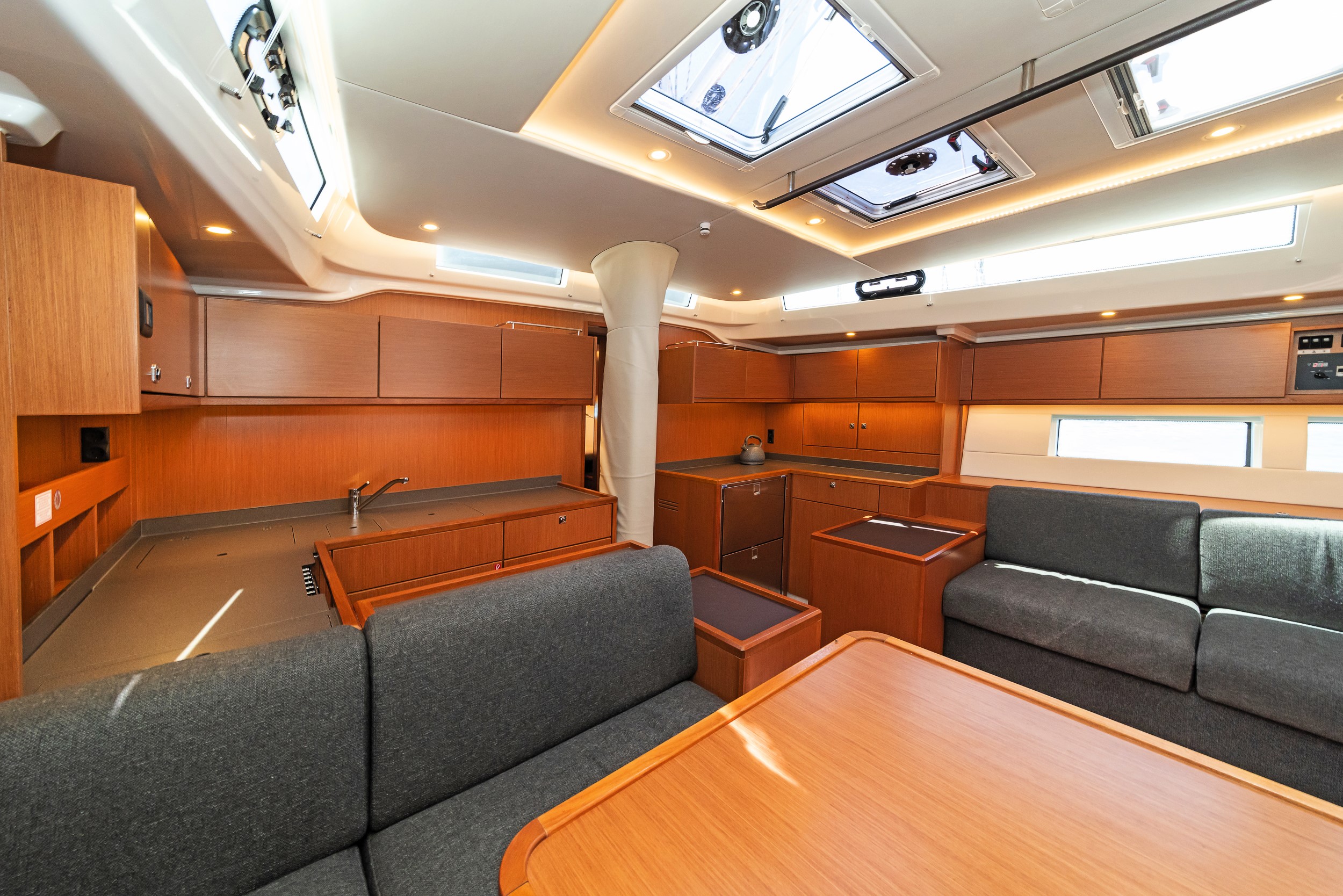2021 Bavaria C57 Style in vendita (photo 15)