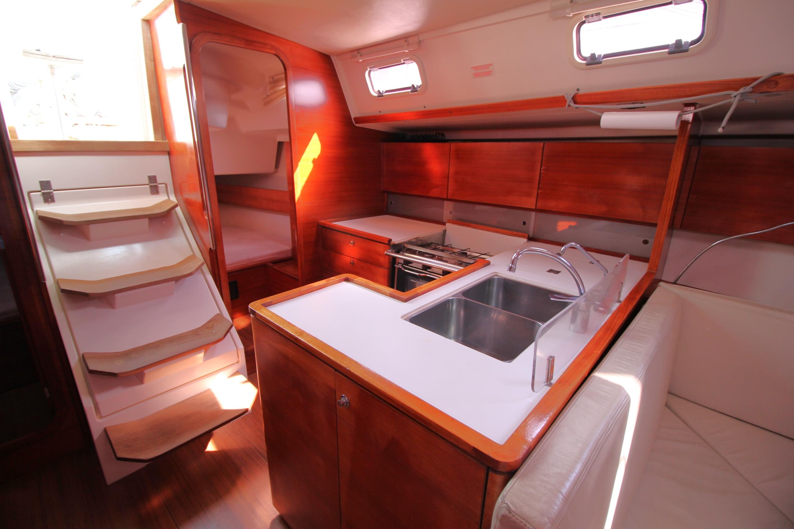 2010 Salona 44 te koop (photo 19)