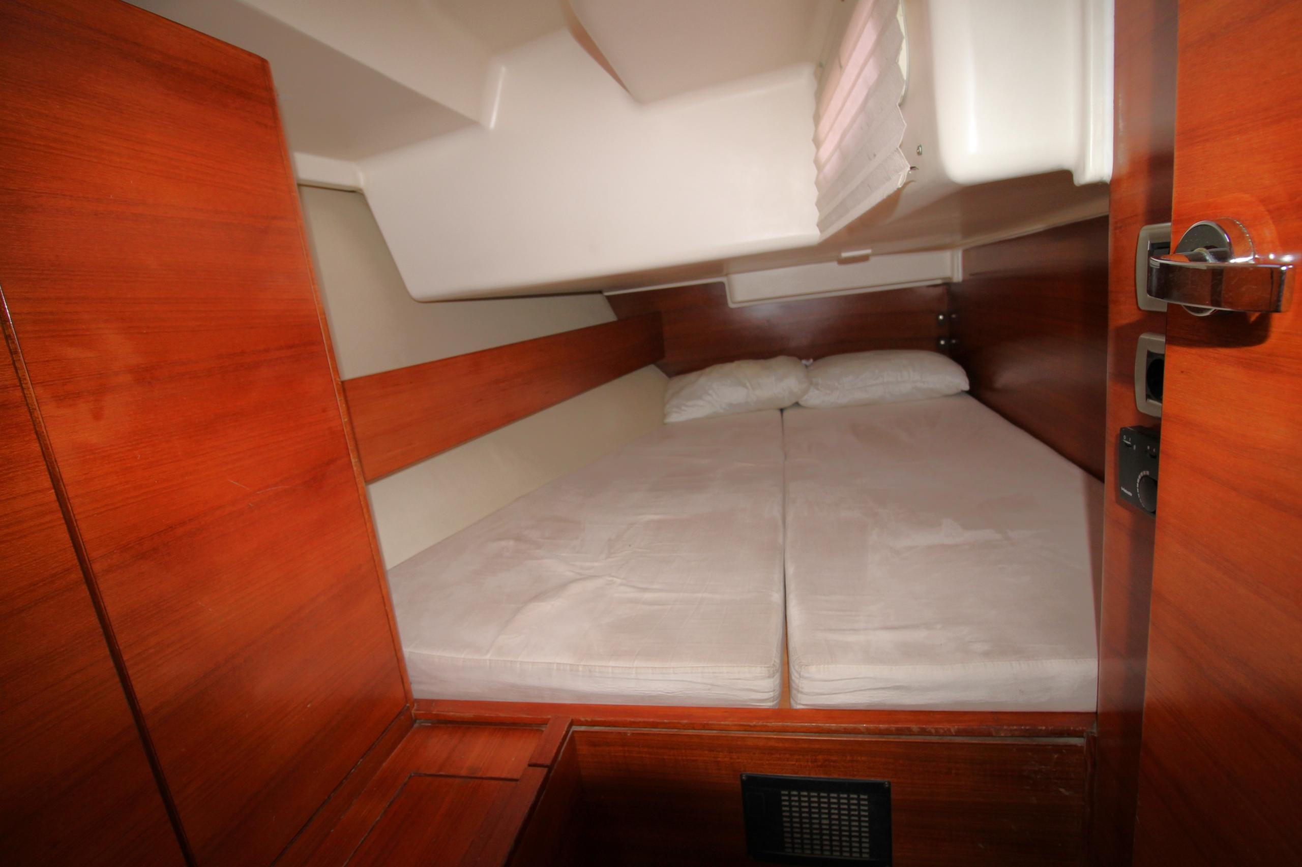 2010 Salona 44 te koop (photo 22)
