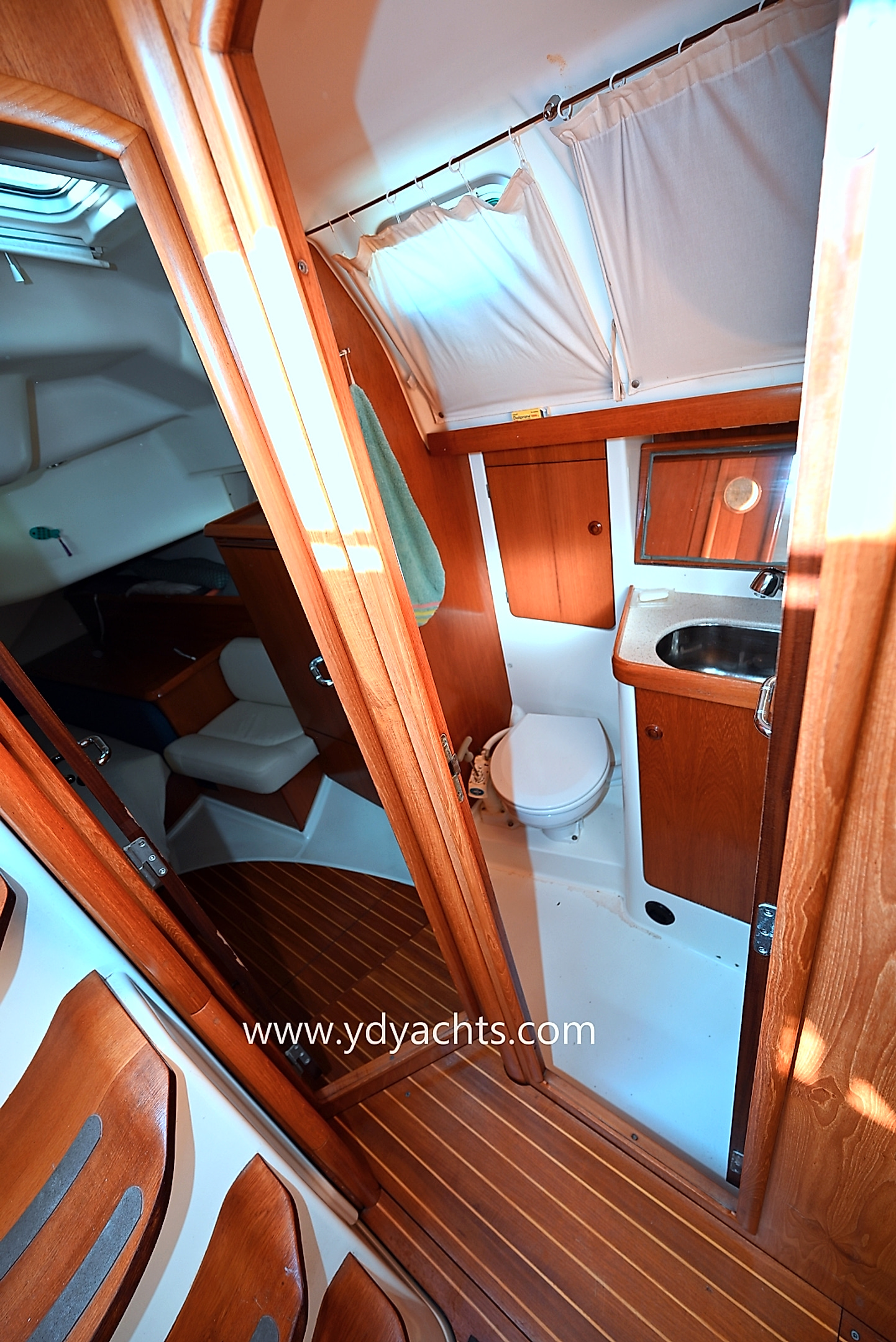 2005 Jeanneau Sun Odyssey 43 Legende en venta (photo 32)