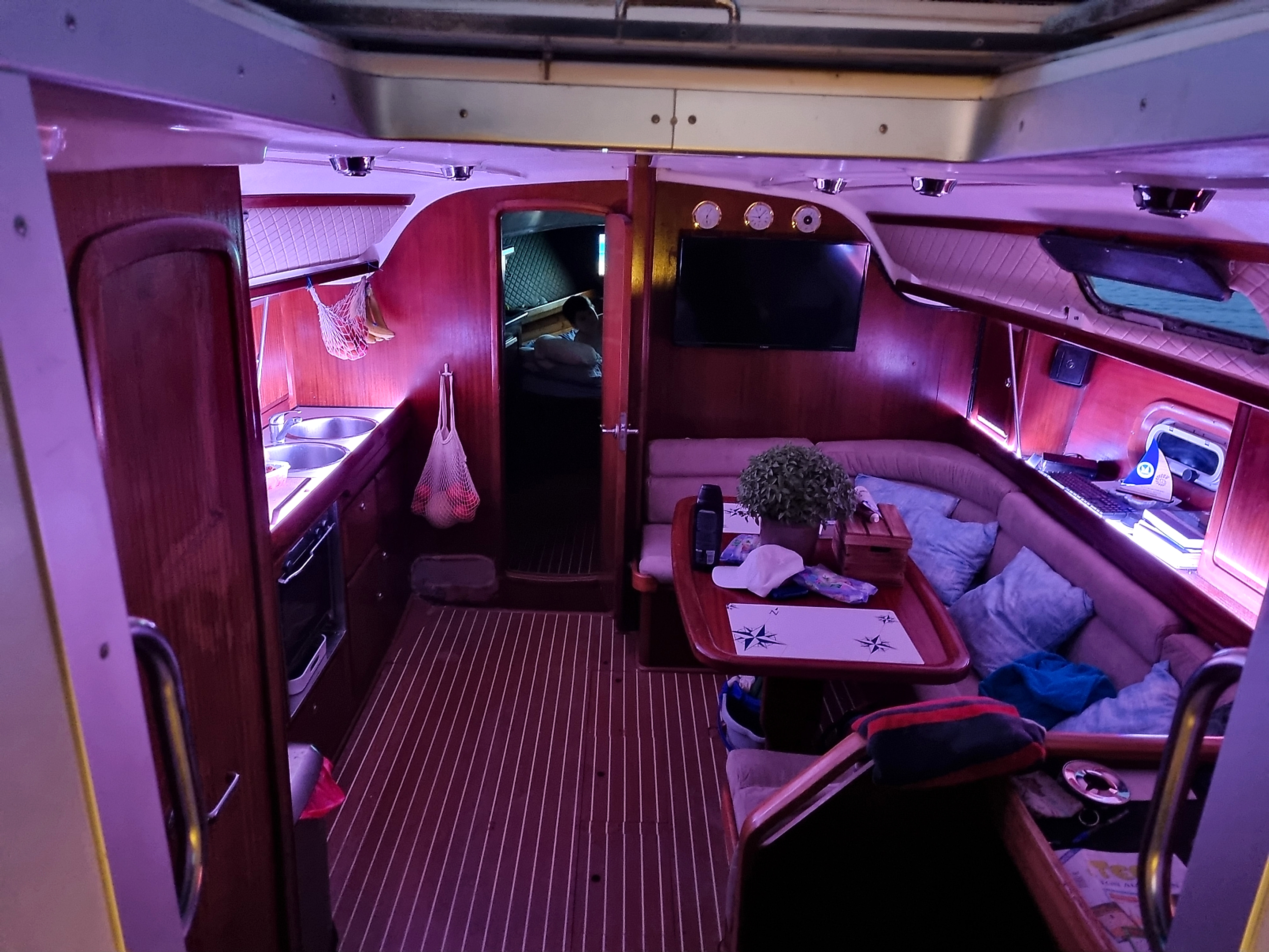 1999 Bavaria 38 Holiday te koop (photo 12)