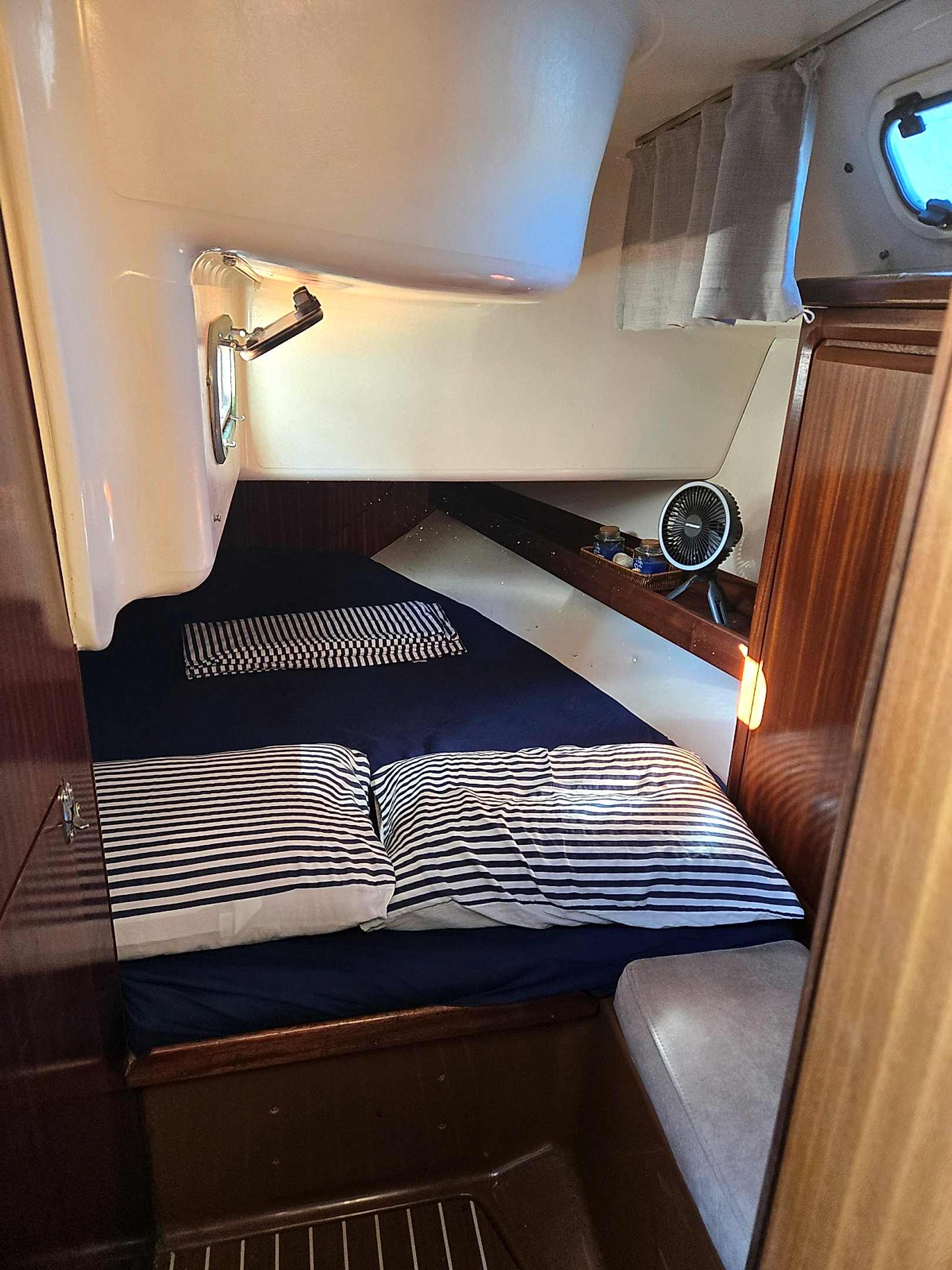 1999 Bavaria 38 Holiday te koop (photo 30)