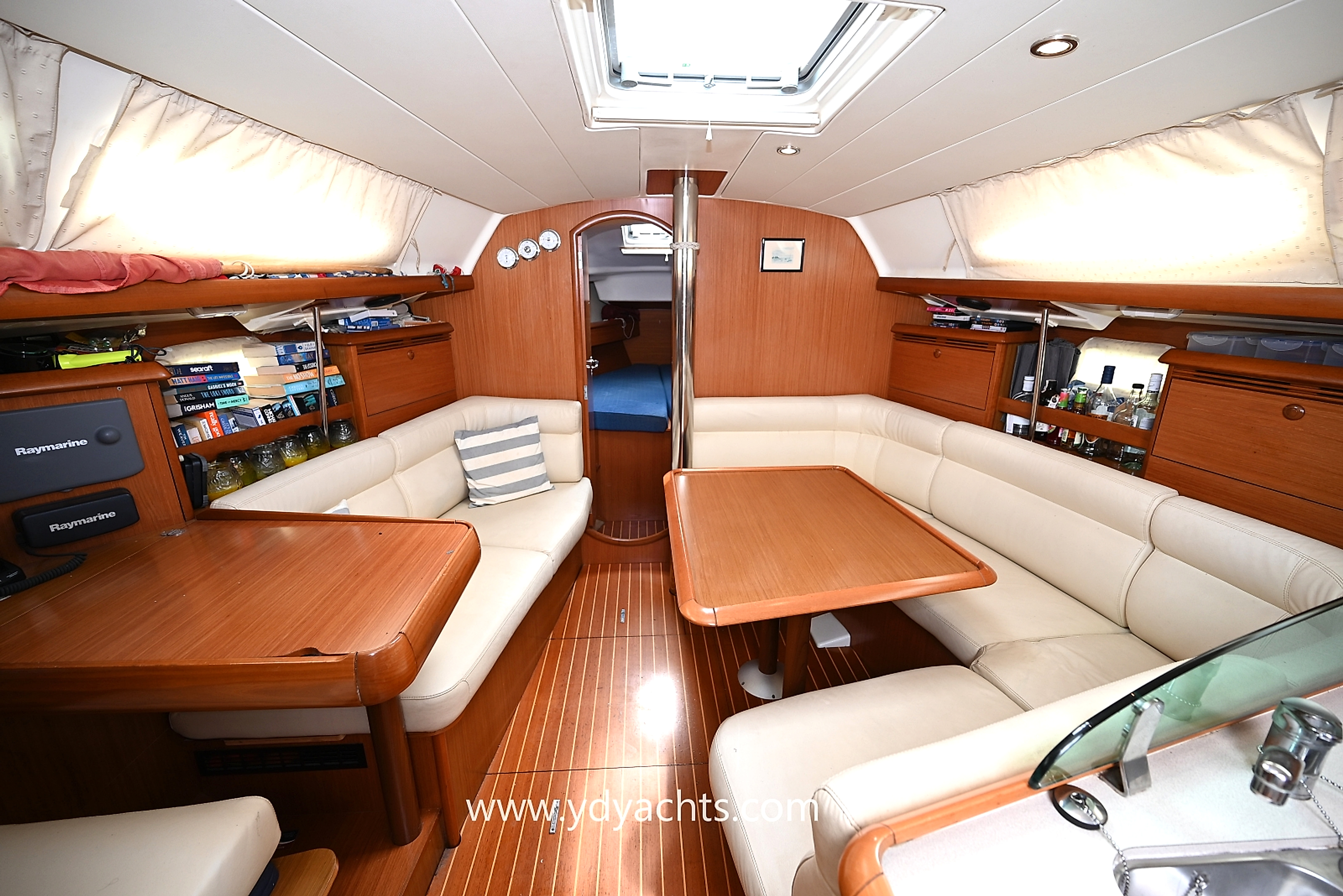 2006 Jeaunneau Sun Odyssey 37 for sale (photo 7)