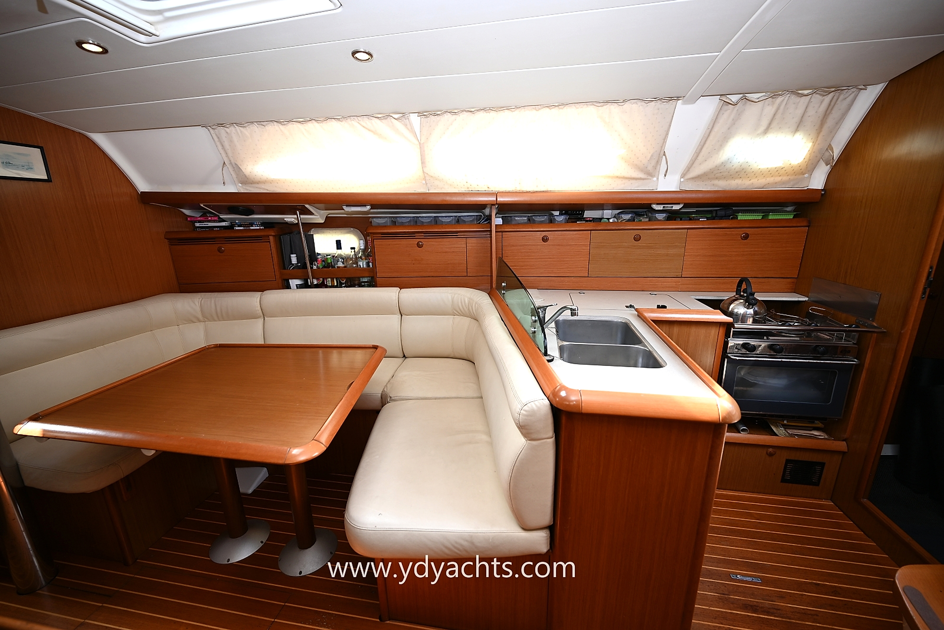 2006 Jeaunneau Sun Odyssey 37 for sale (photo 10)