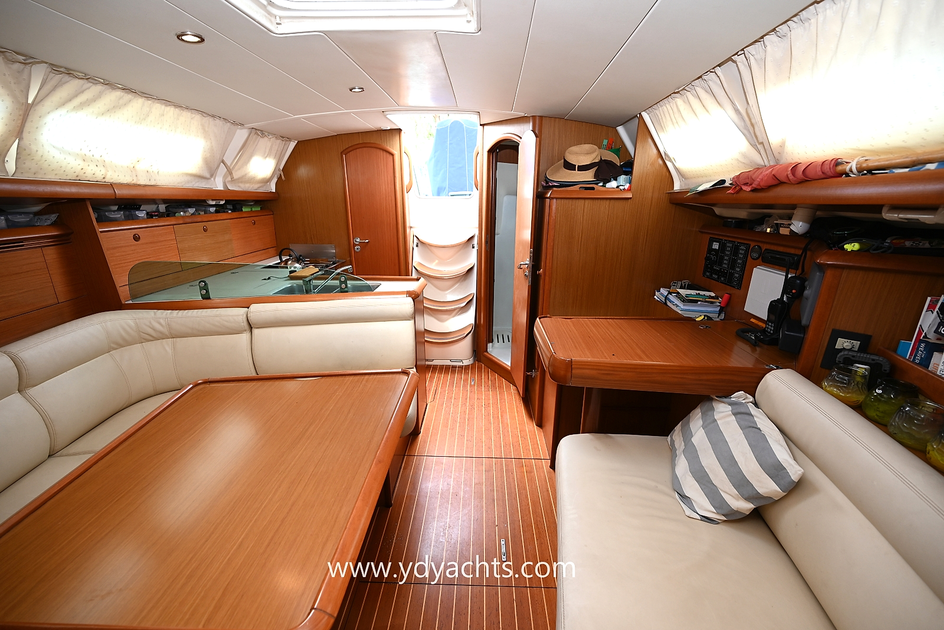 2006 Jeaunneau Sun Odyssey 37 for sale (photo 18)