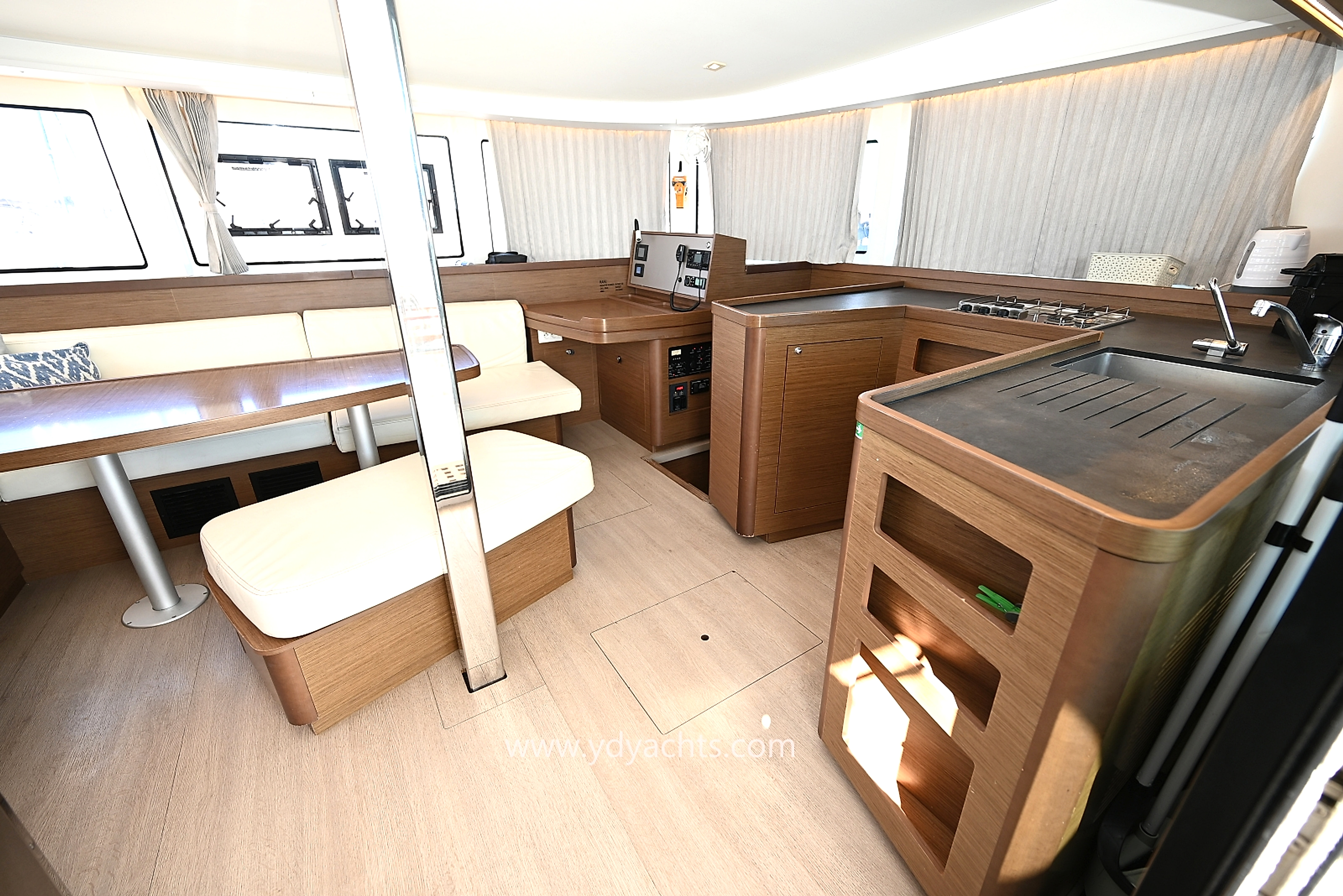 2019 Lagoon 42 à vendre (photo 17)