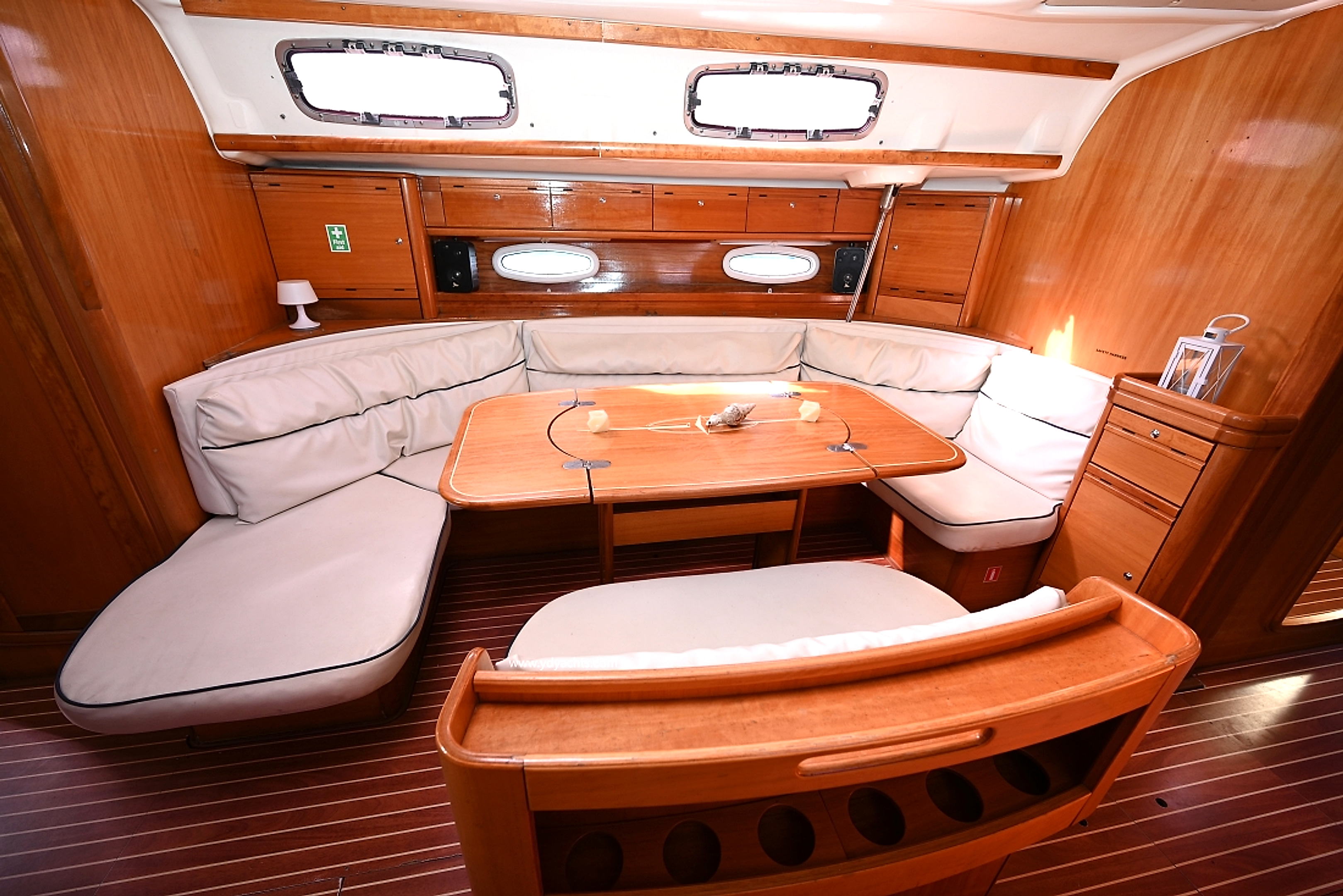 2008 Bavaria 50 Cruiser te koop (photo 21)