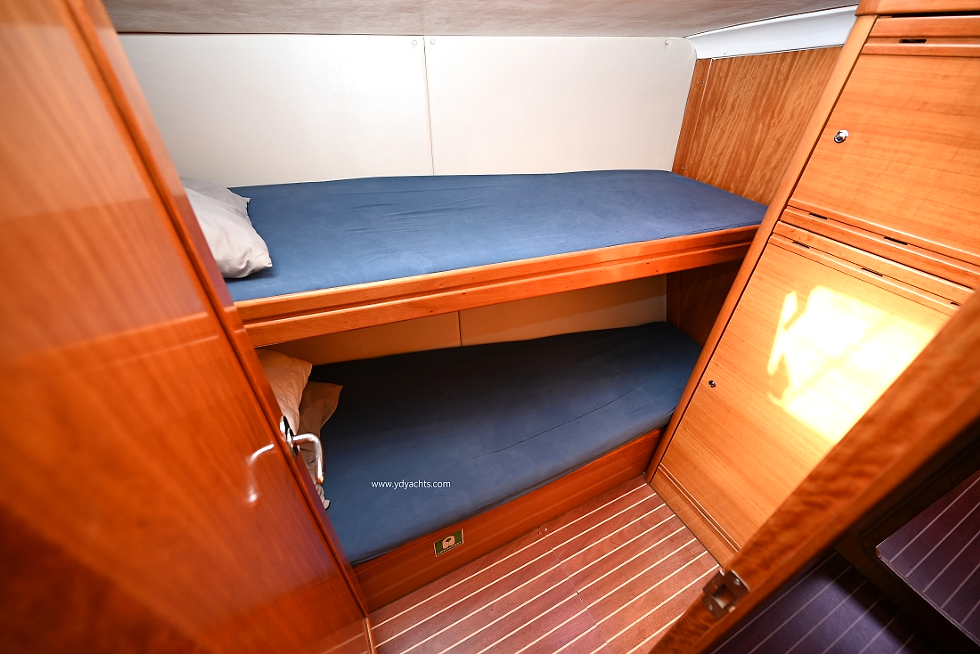 2008 Bavaria 50 Cruiser te koop (photo 25)