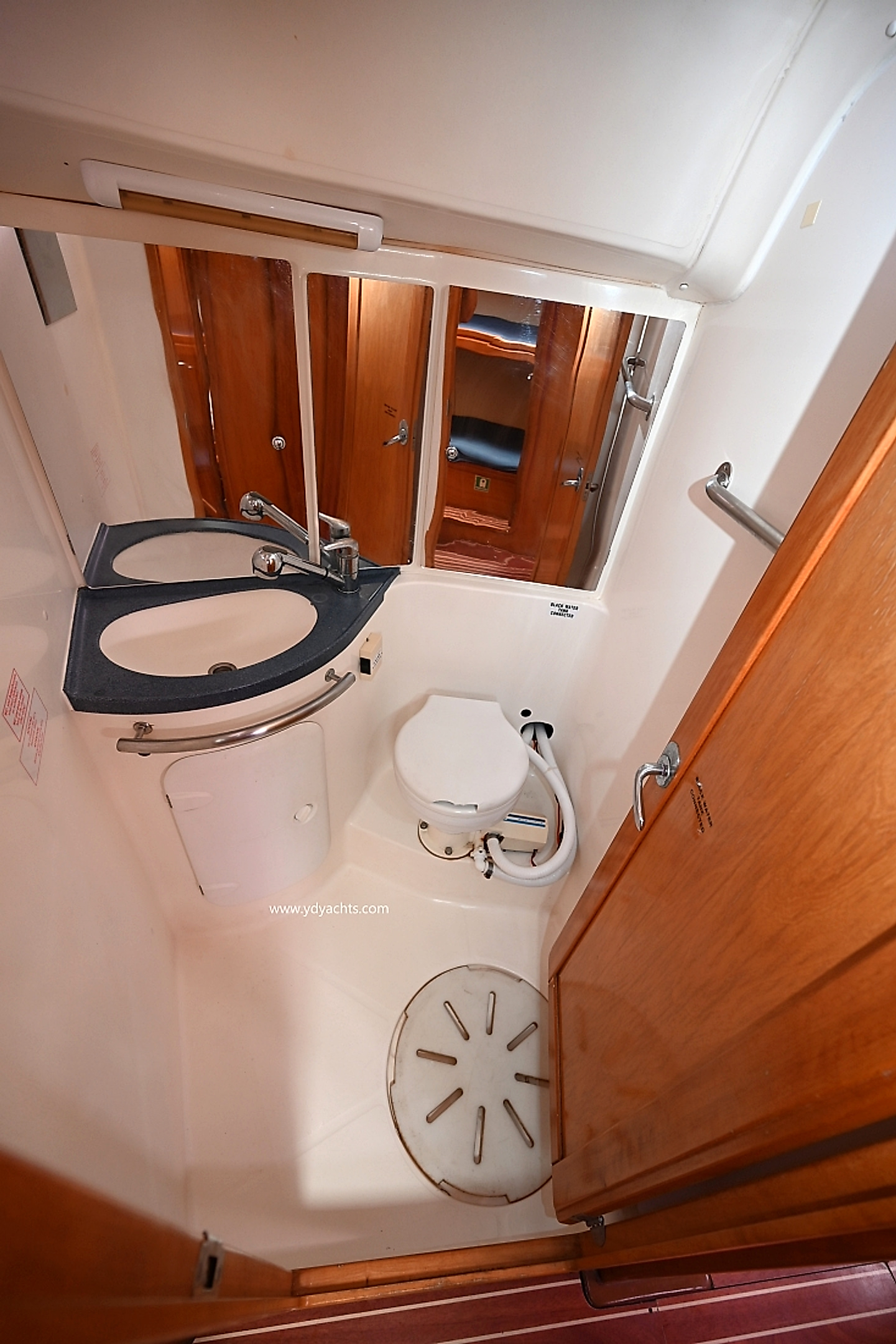 2008 Bavaria 50 Cruiser te koop (photo 27)