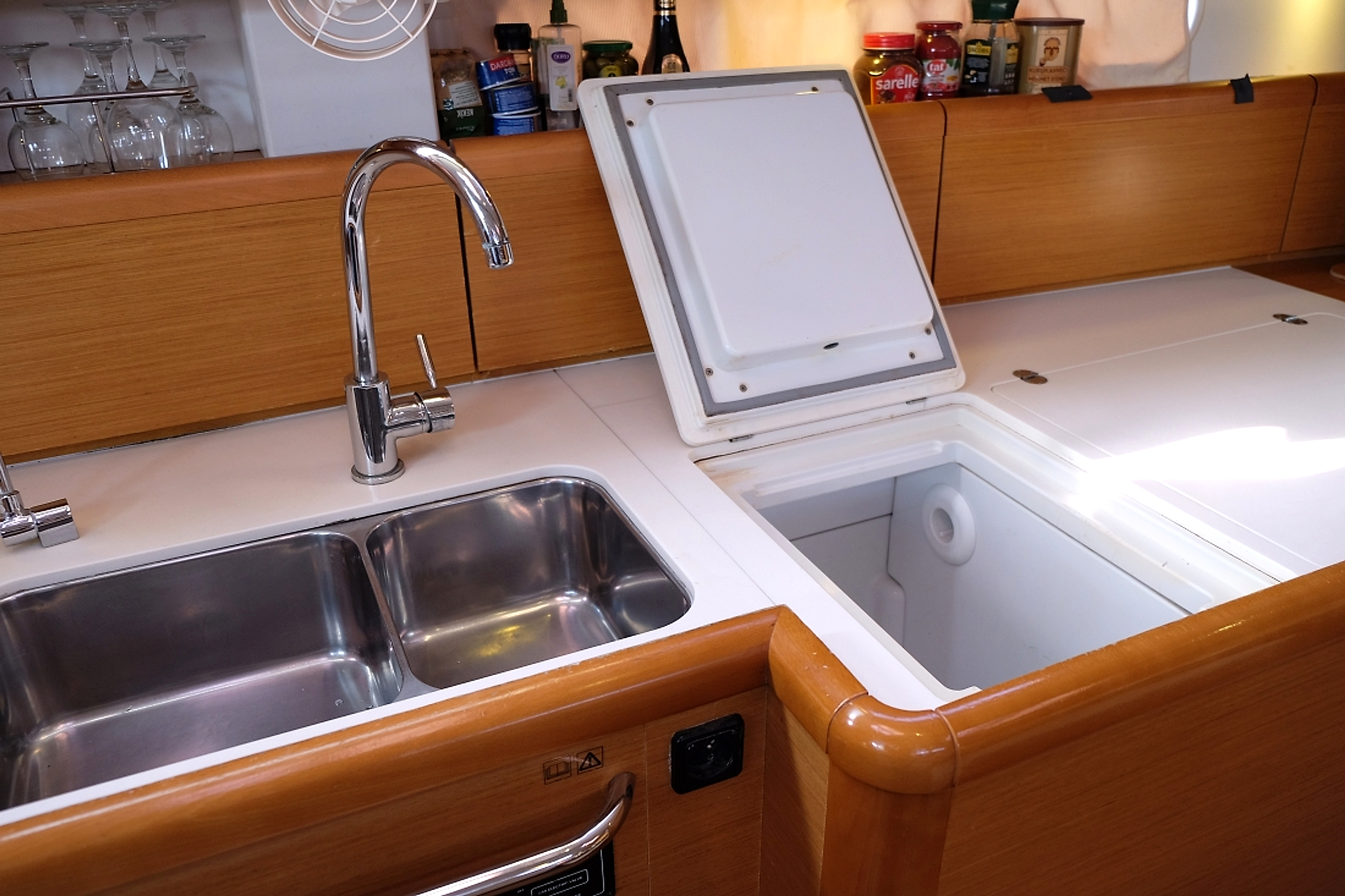 2011 Jeanneau Sun Odyssey 44i Owner's Version à vendre (photo 24)
