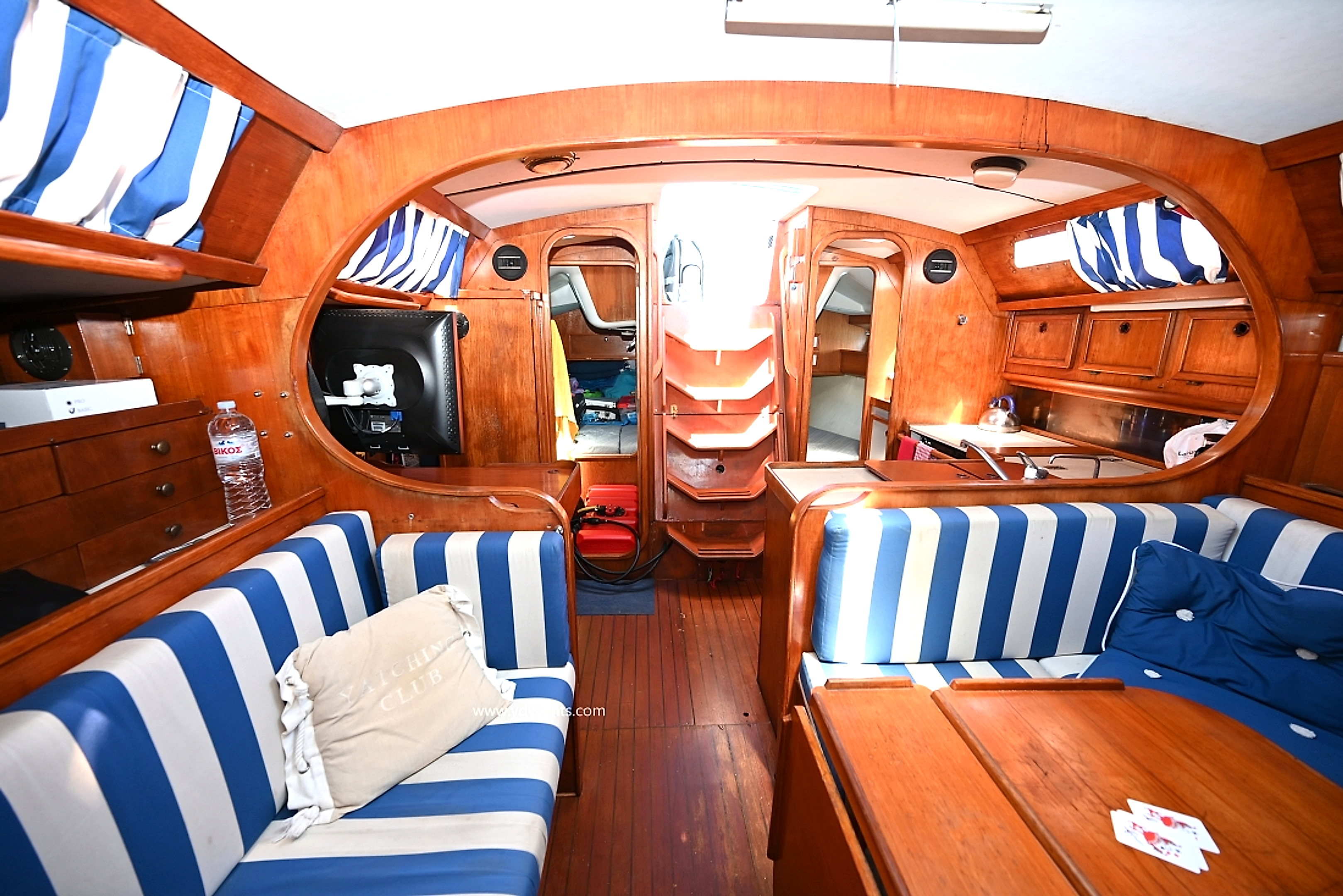 1987 Jeanneau Sun Legende 41 for sale (photo 26)