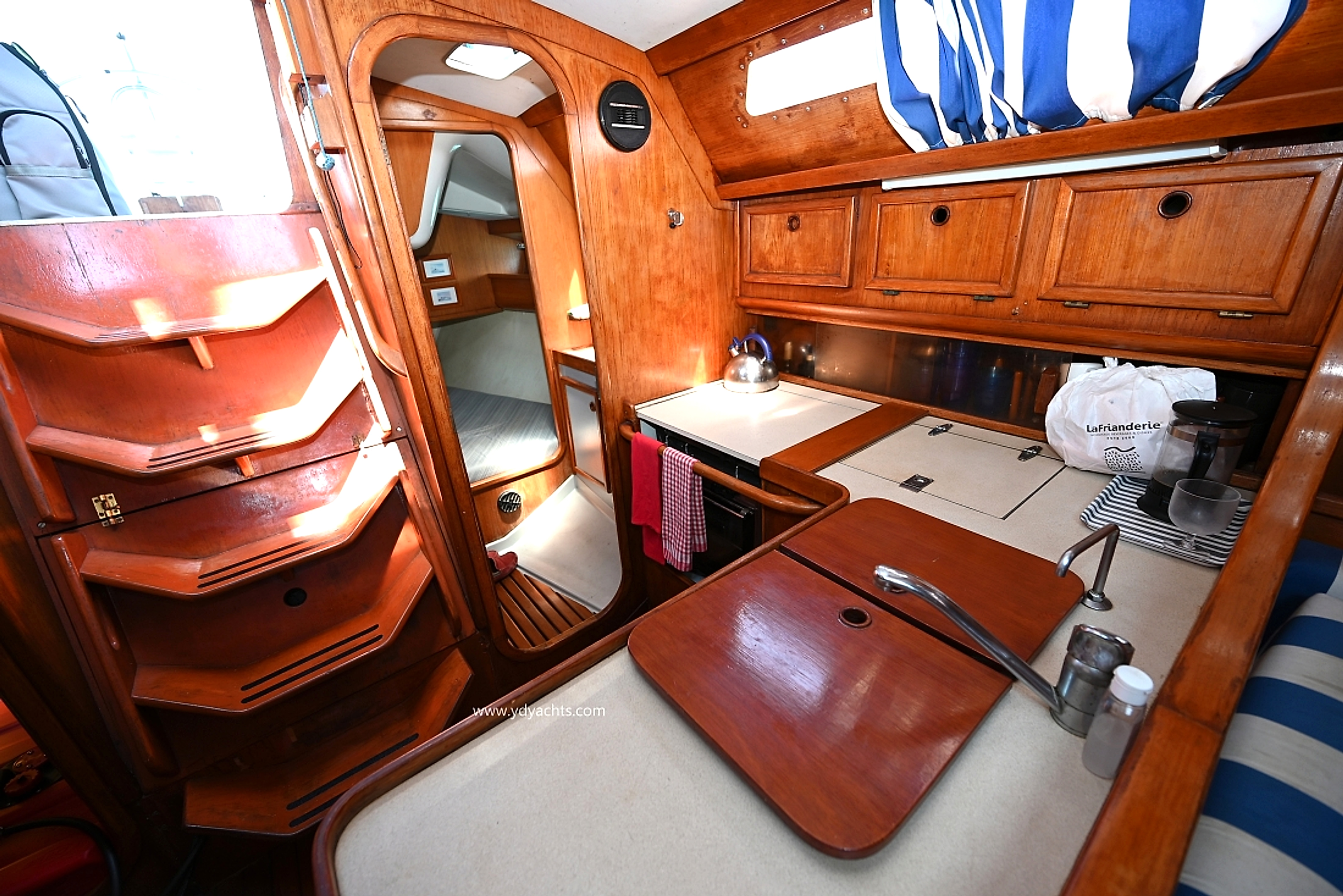 1987 Jeanneau Sun Legende 41 for sale (photo 28)