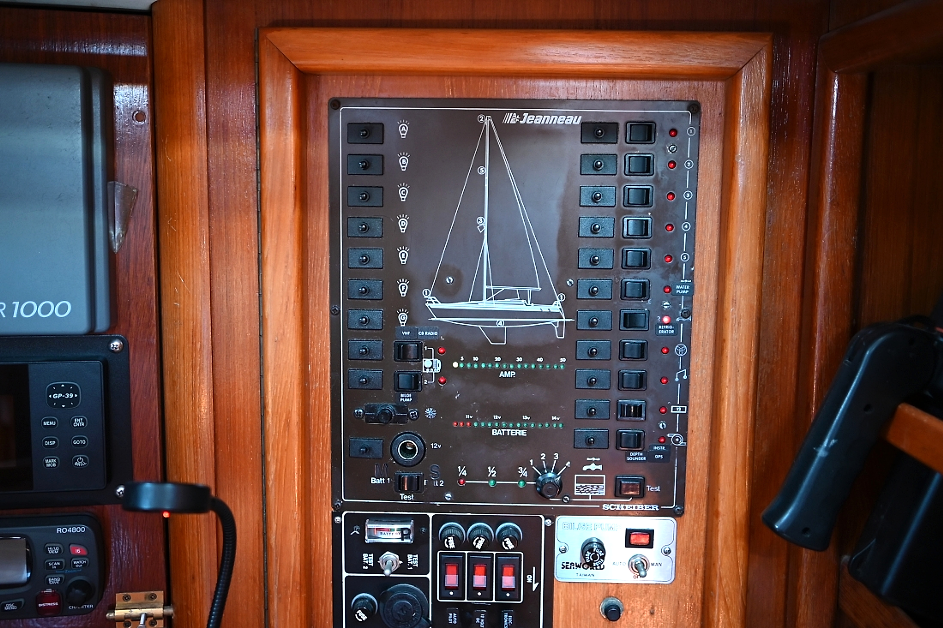 1987 Jeanneau Sun Legende 41 for sale (photo 33)