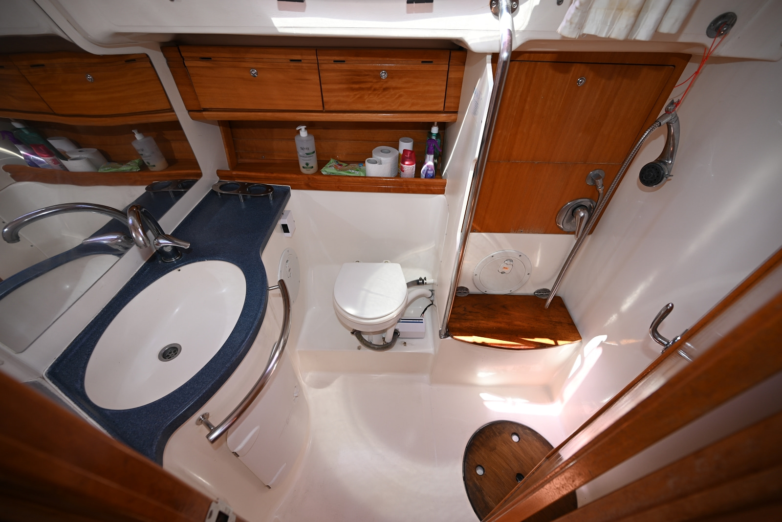 2006 Bavaria 46 Cruiser te koop (photo 42)