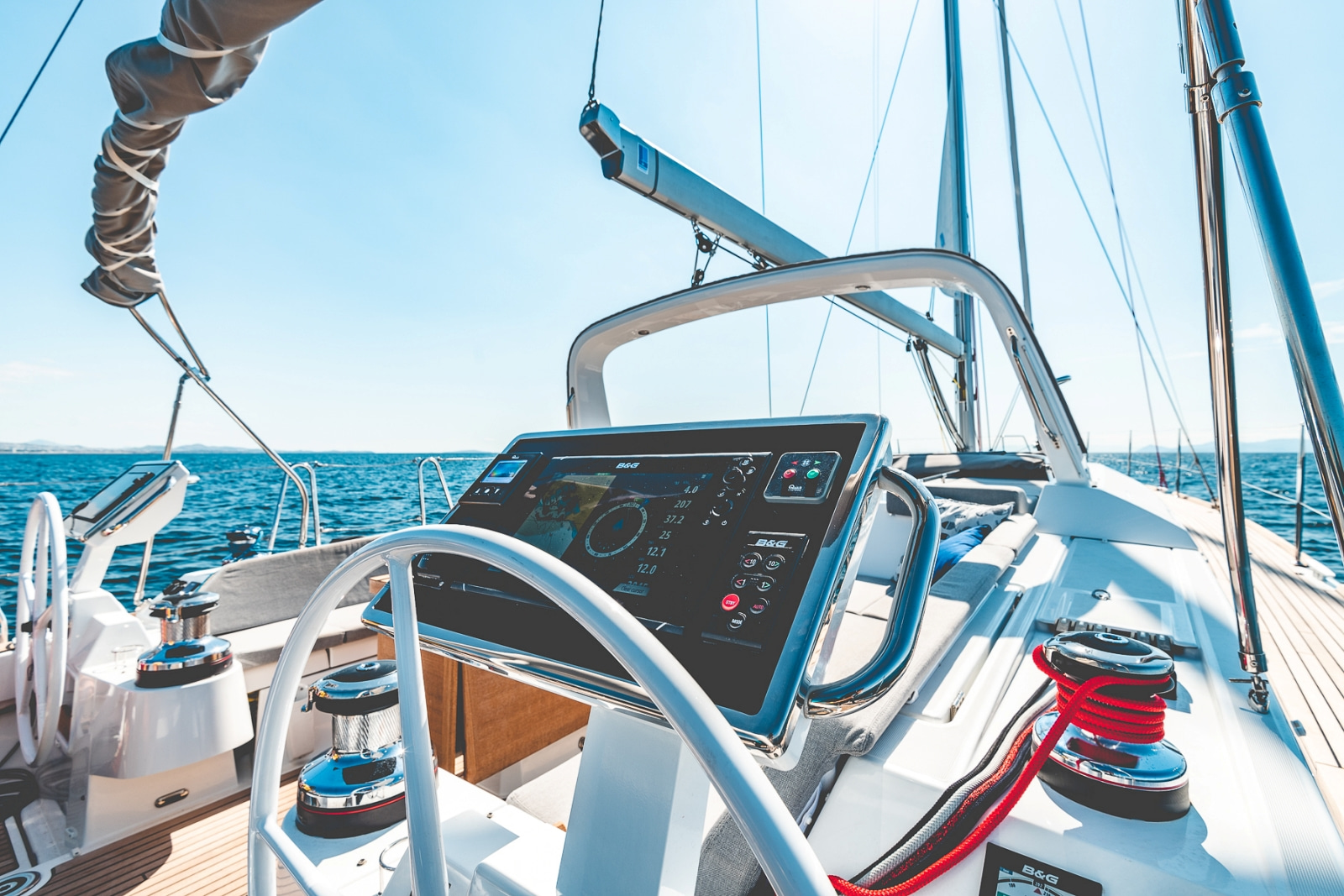 2027 Beneteau Oceanis 55.1 Owner's Version for sale (photo 16)