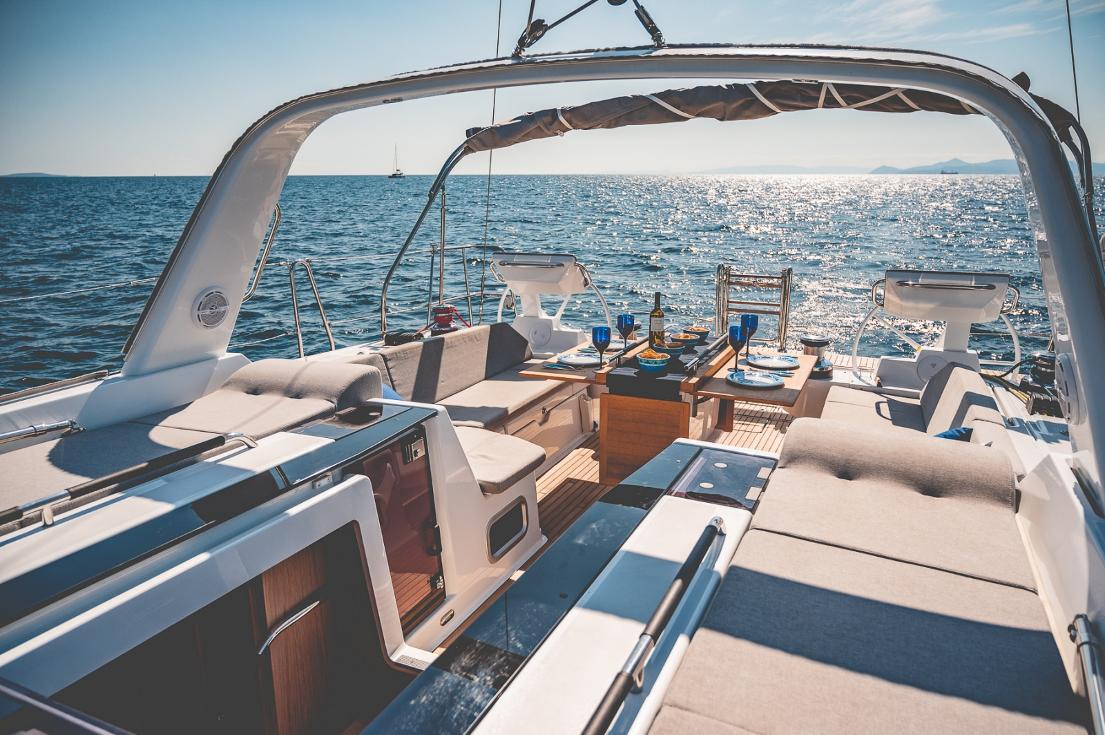 2027 Beneteau Oceanis 55.1 Owner's Version for sale (photo 25)