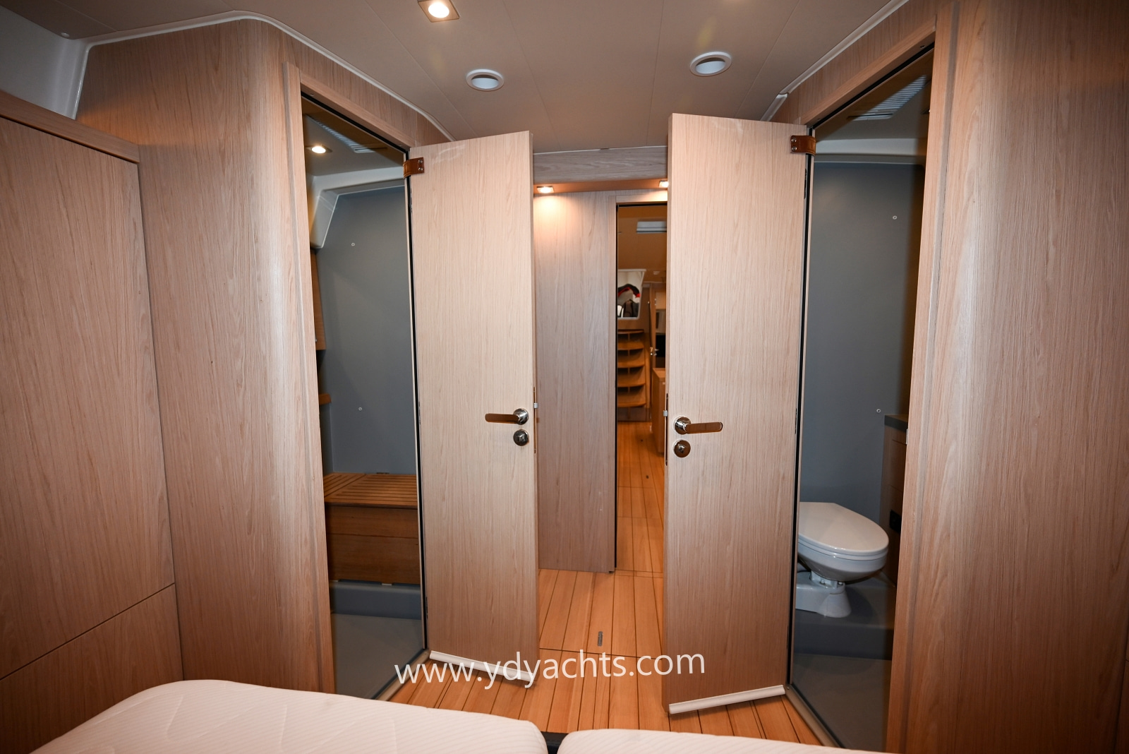 2027 Beneteau Oceanis 55.1 Owner's Version for sale (photo 41)