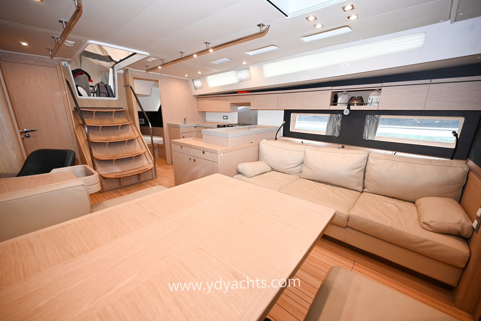 2027 Beneteau Oceanis 55.1 Owner's Version for sale (photo 48)