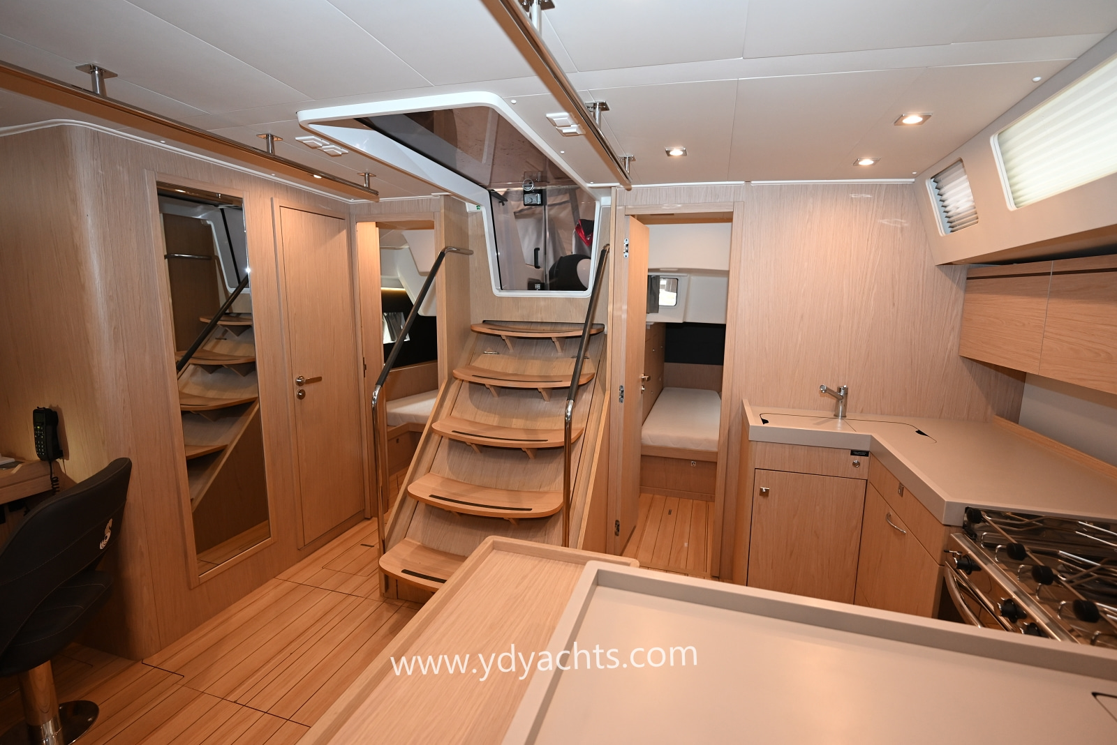 2027 Beneteau Oceanis 55.1 Owner's Version for sale (photo 57)
