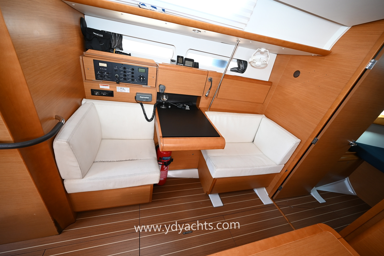 2011 Jeanneau Sun Odyssey 409 for sale (photo 26)