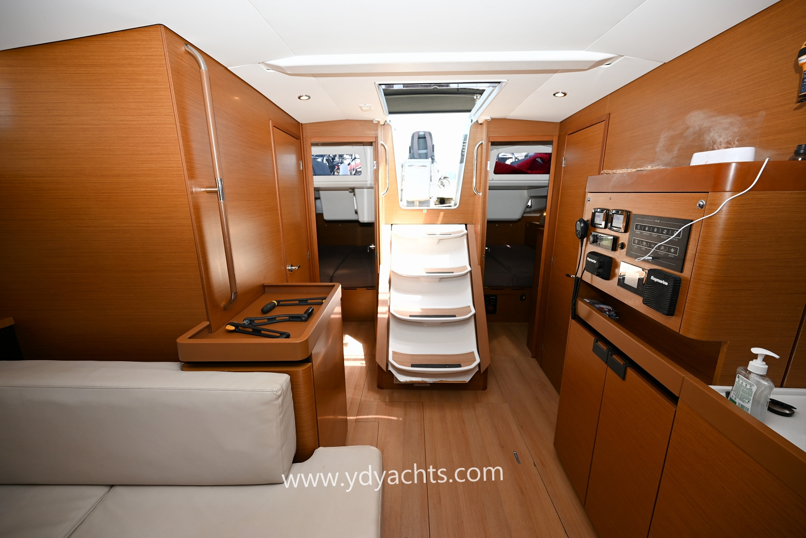 2020 Jeanneau Sun Odyssey 490 na sprzedaż (photo 18)