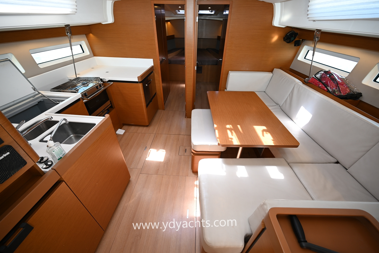 2020 Jeanneau Sun Odyssey 490 na sprzedaż (photo 22)