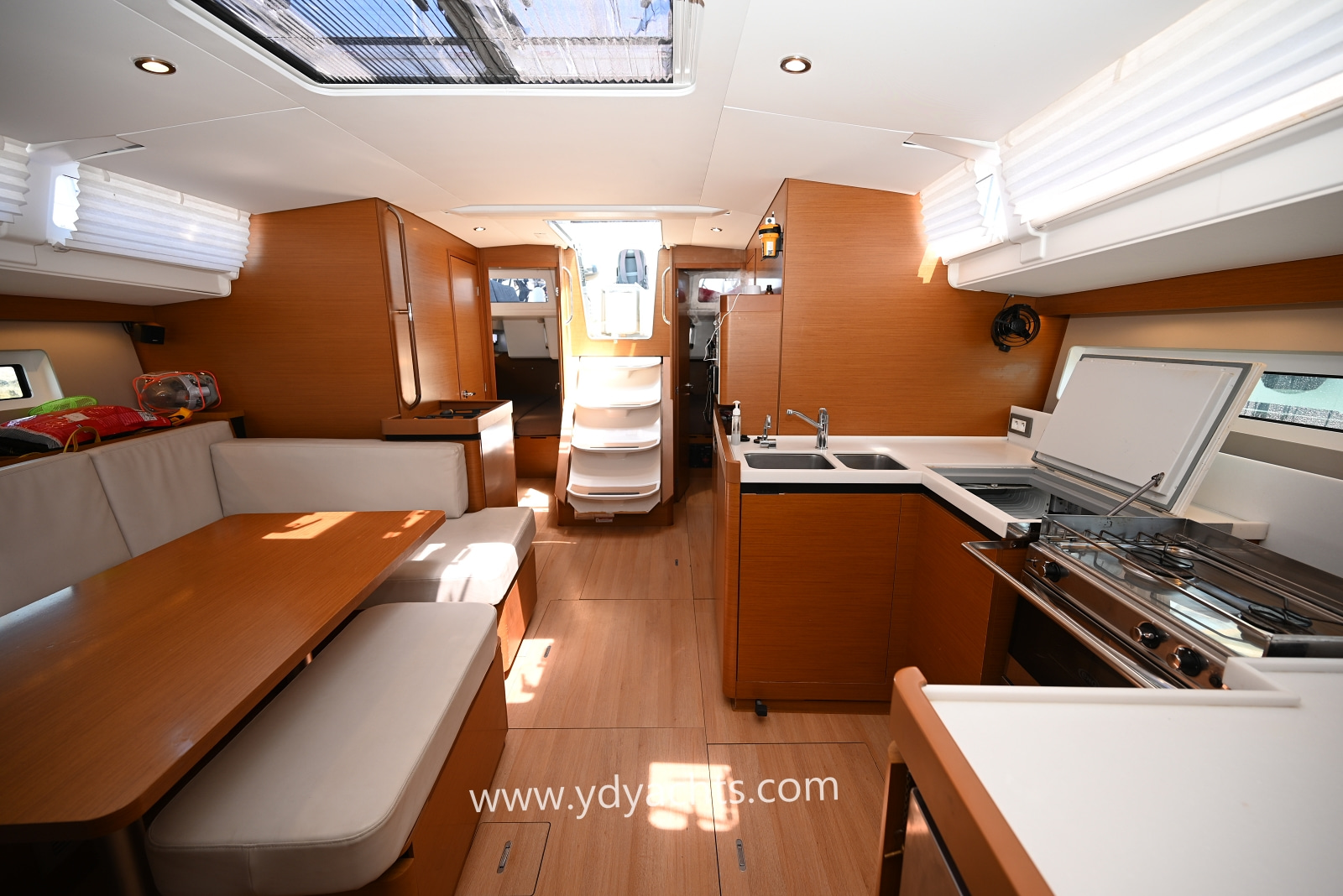 2020 Jeanneau Sun Odyssey 490 na sprzedaż (photo 38)