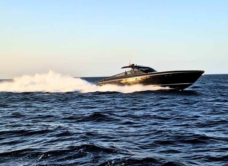 2010 Itama 75 for charter (photo 4)