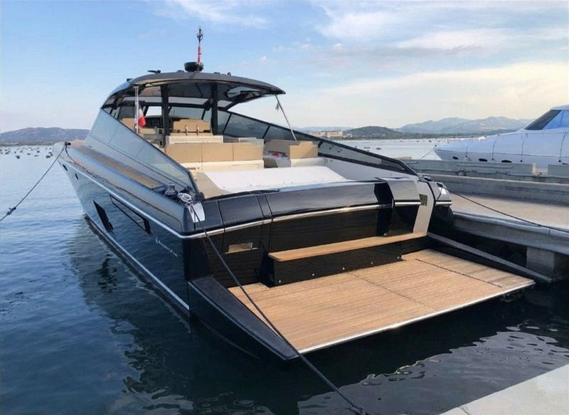 2010 Itama 75 for charter (photo 10)