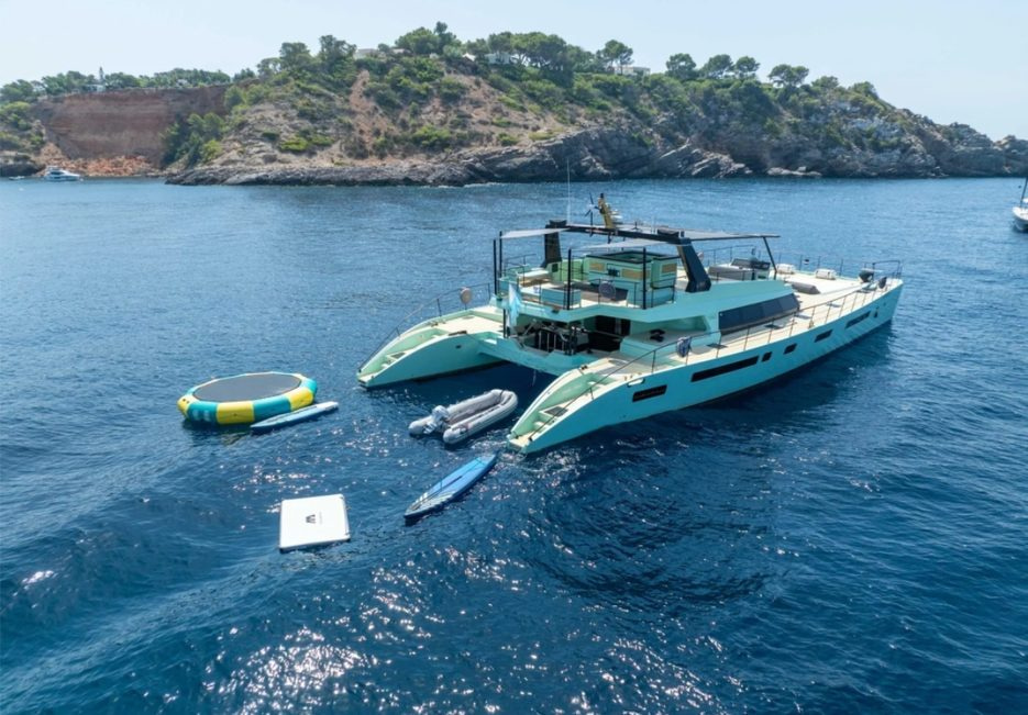 2023 Catamar Italia Cat Power 90 te huur (photo 3)
