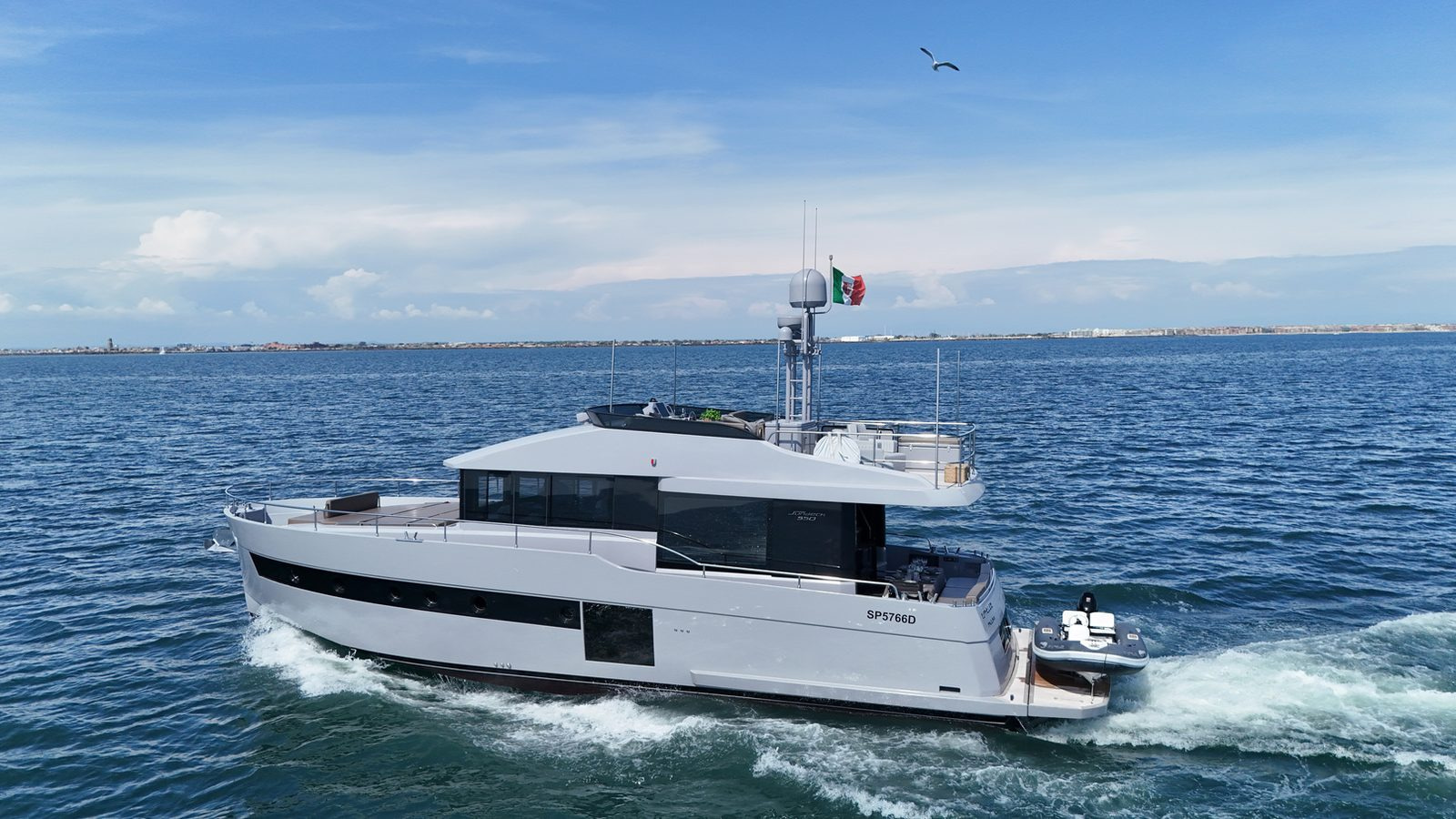 2017 Sundeck 550 for charter (photo 2)