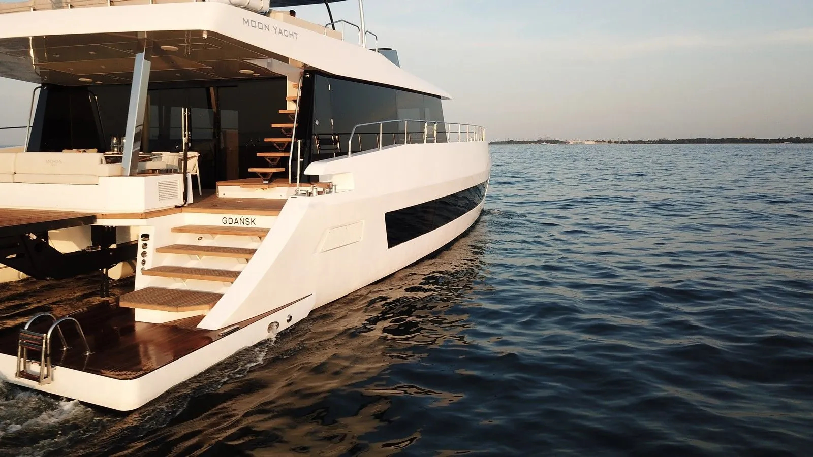 2026 Moon Yacht 60 Power for sale (photo 3)