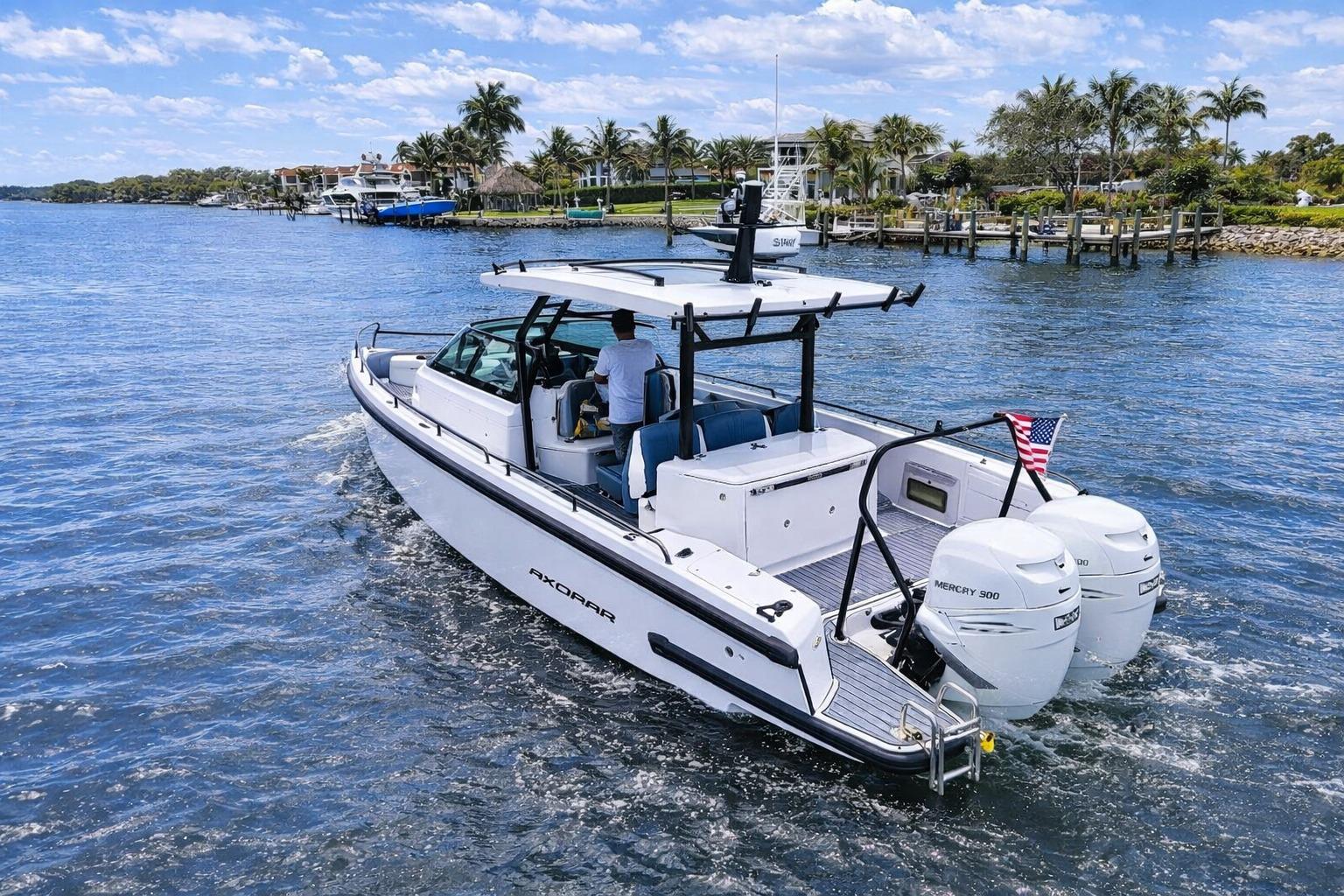2022 Axopar 37 Sun-Top à vendre (photo 10)