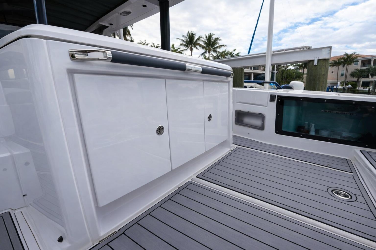 2022 Axopar 37 Sun-Top à vendre (photo 15)
