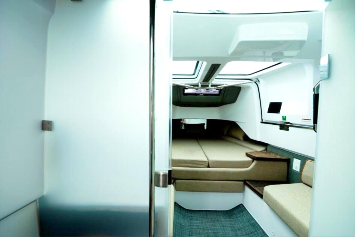 2022 Axopar 37 Sun-Top à vendre (photo 21)
