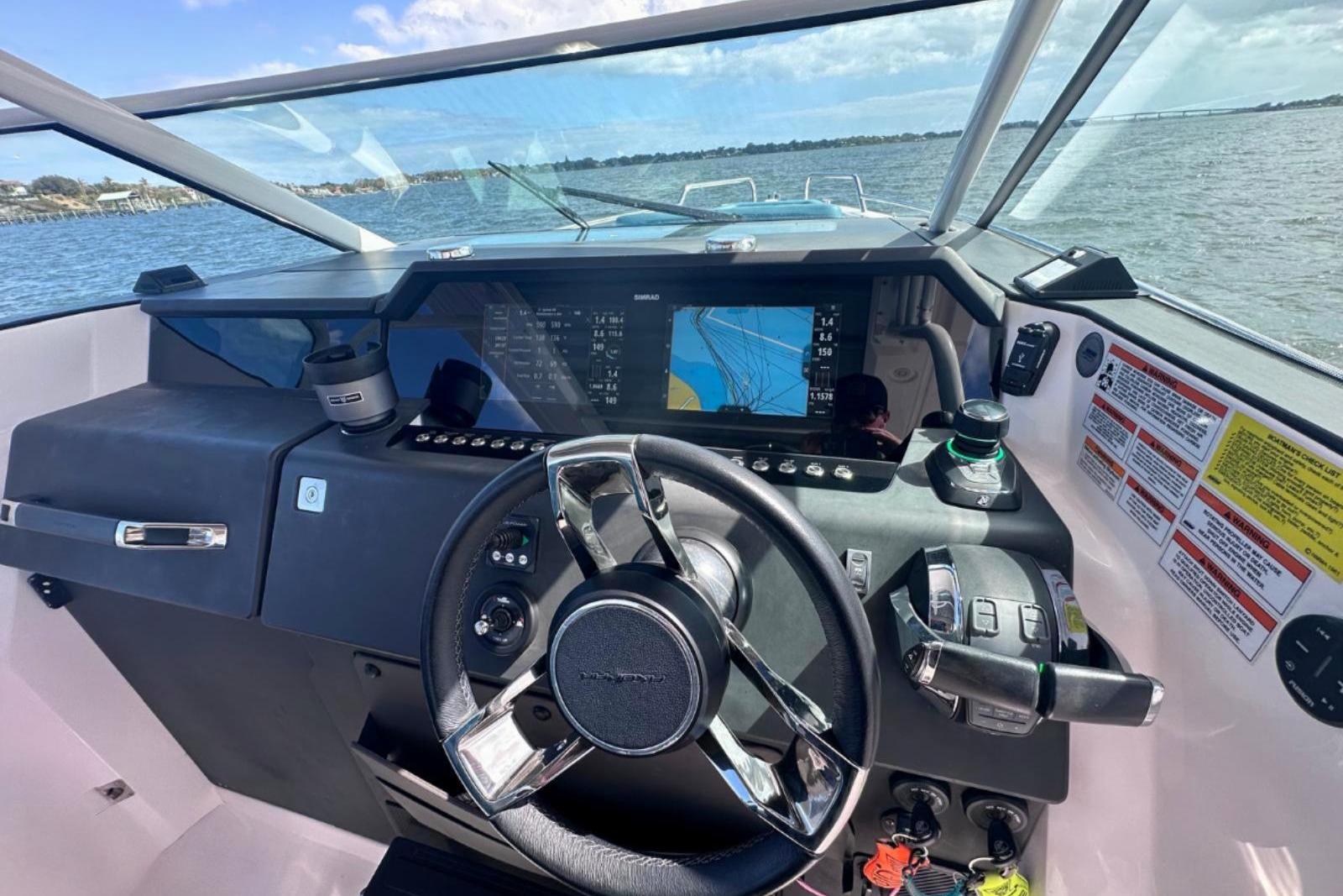 2021 Axopar 37 Sun-Top en venta (photo 11)