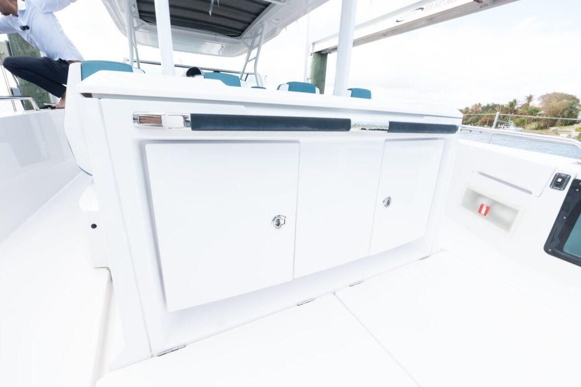 2021 Axopar 37 Sun-Top en venta (photo 17)