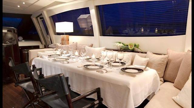 2005 Overmarine Group Mangusta 92 in vendita (photo 11)