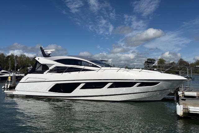 2016 Sunseeker Predator 57 in vendita (photo 2)