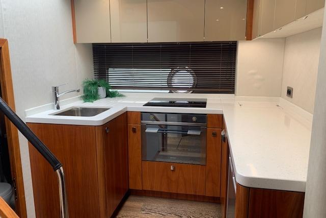 2016 Sunseeker Predator 57 in vendita (photo 33)
