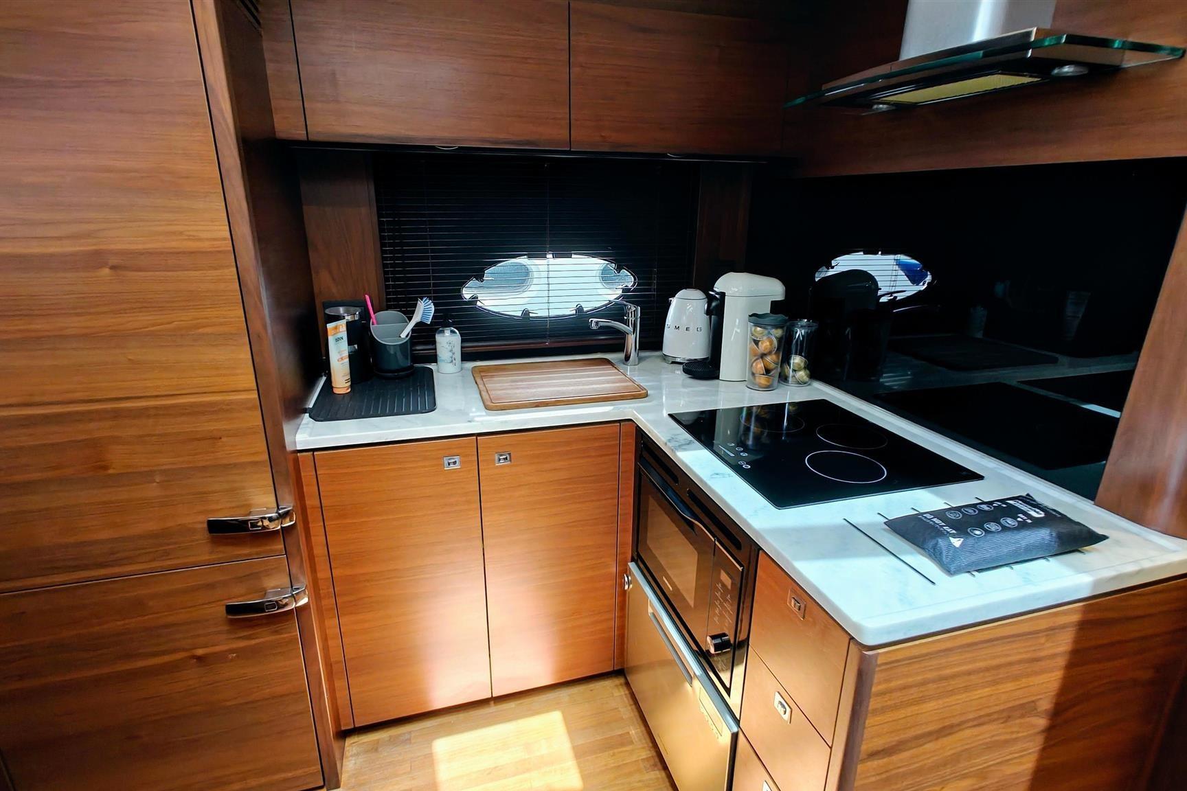 2017 Princess V48 à venda (photo 12)