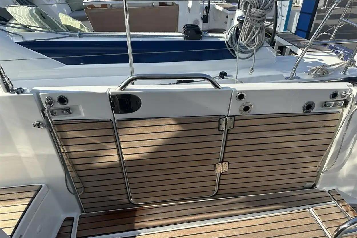 2025 Beneteau Antares 12 Flybridge for sale (photo 43)