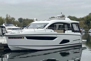 Sealine C430
