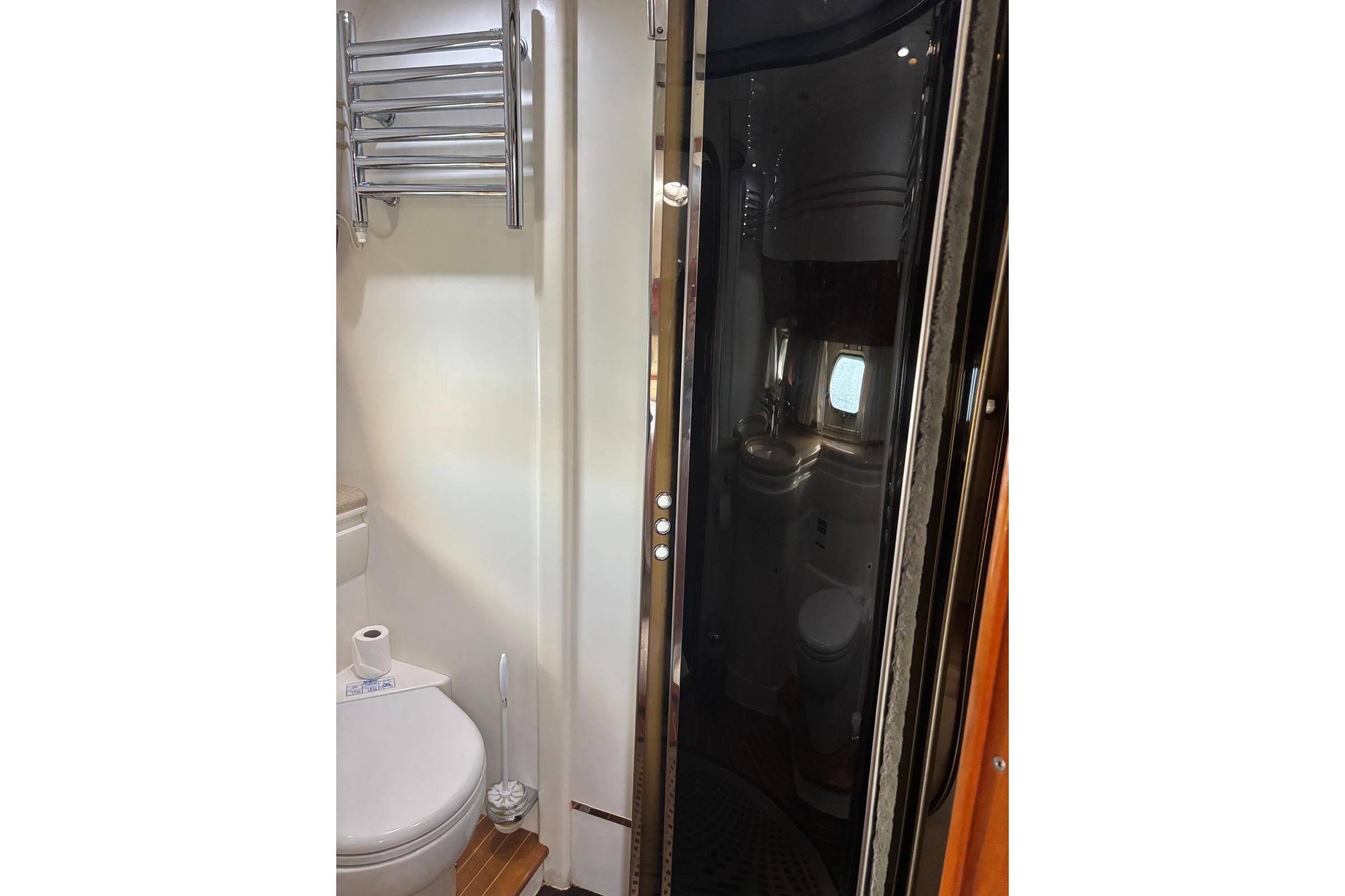 2003 Princess 65 for sale (photo 15)