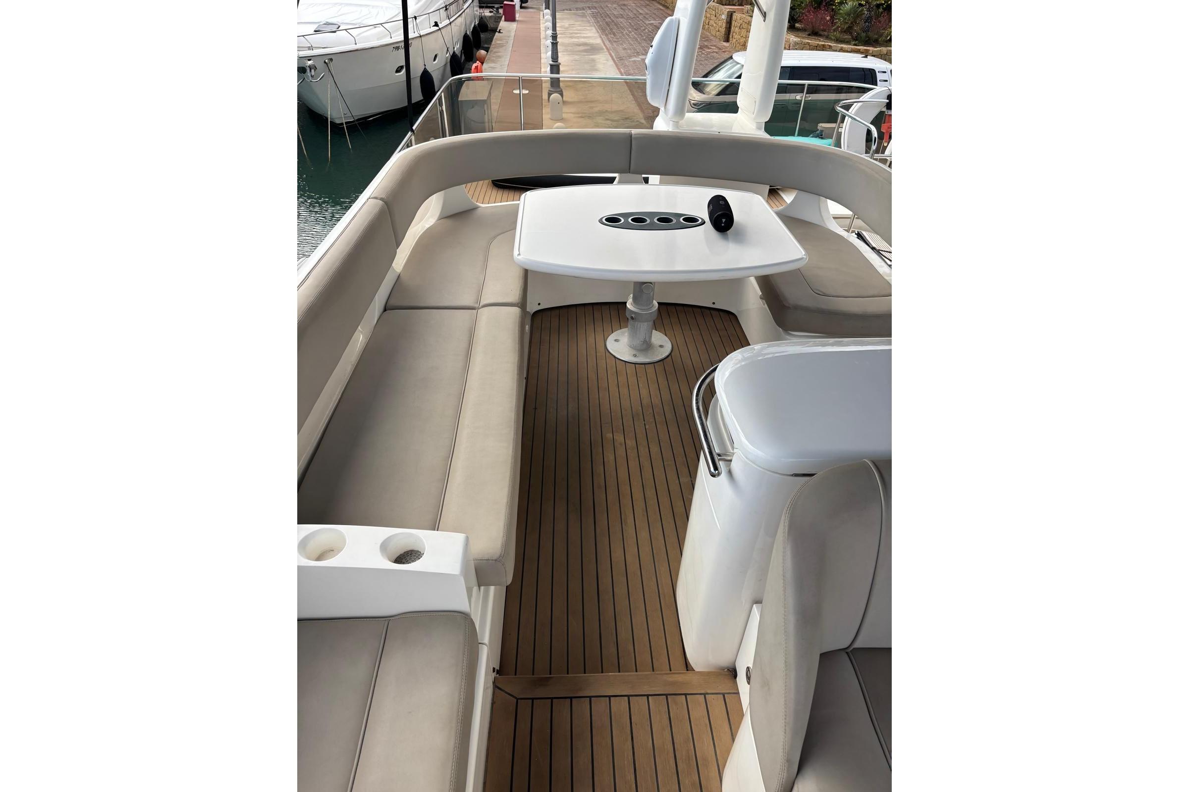 2003 Princess 65 for sale (photo 18)