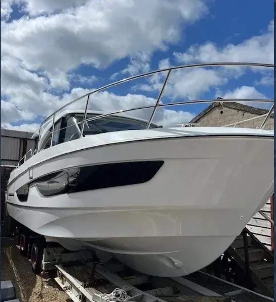 2026 Beneteau Antares 11 Coupe en venta (photo 8)