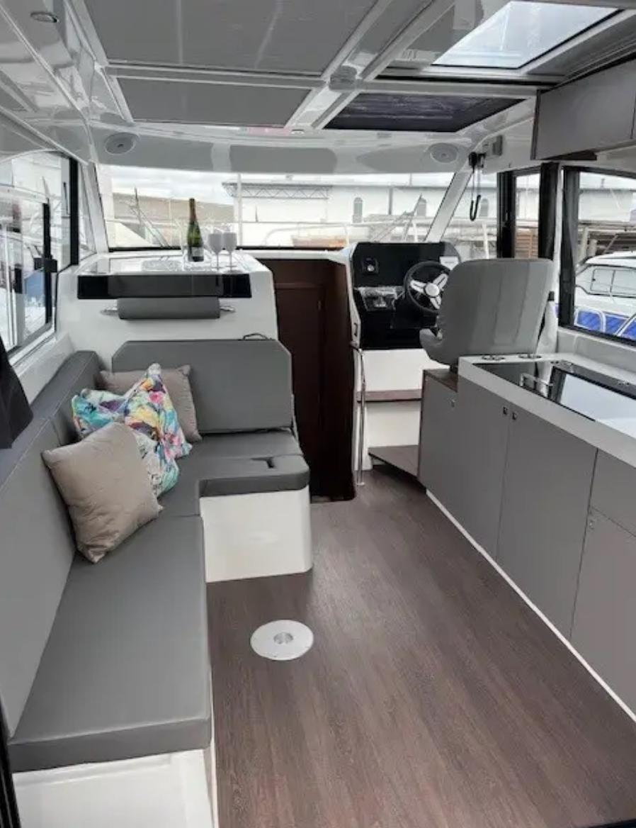 2026 Beneteau Antares 11 Coupe en venta (photo 9)