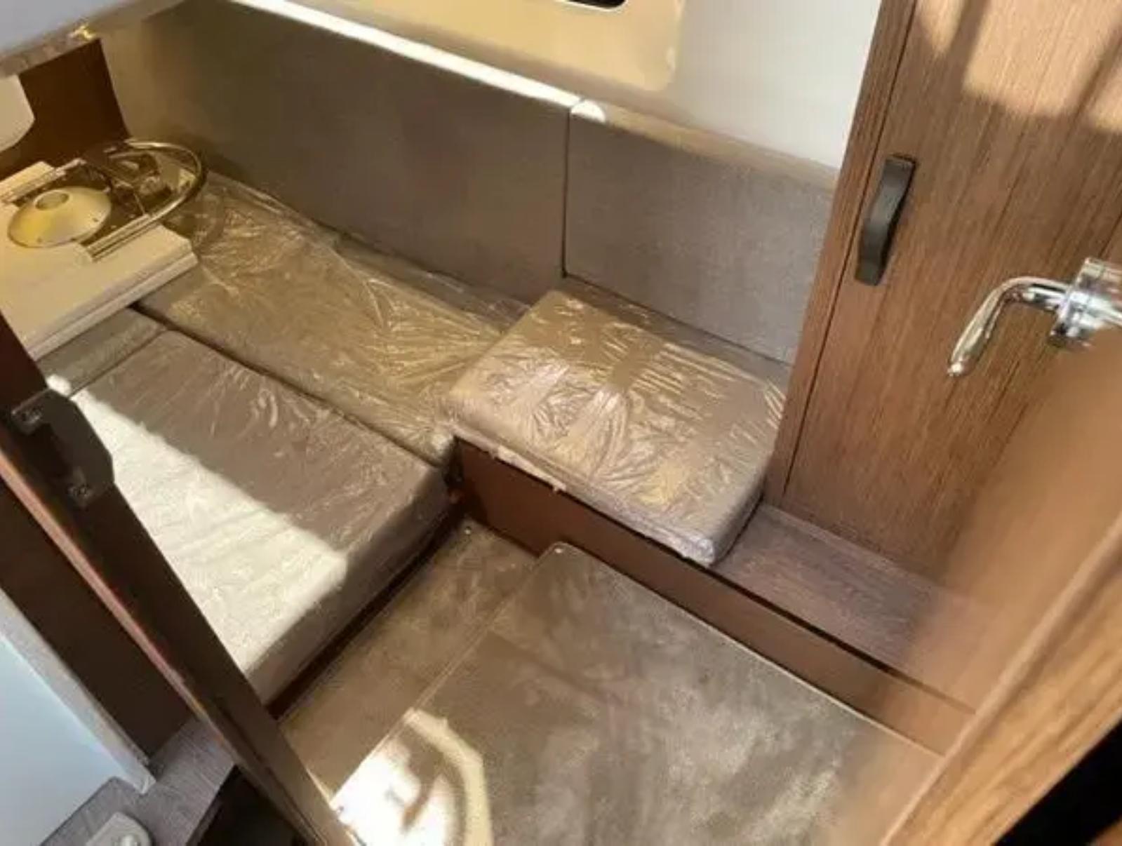 2026 Beneteau Antares 11 Coupe en venta (photo 28)